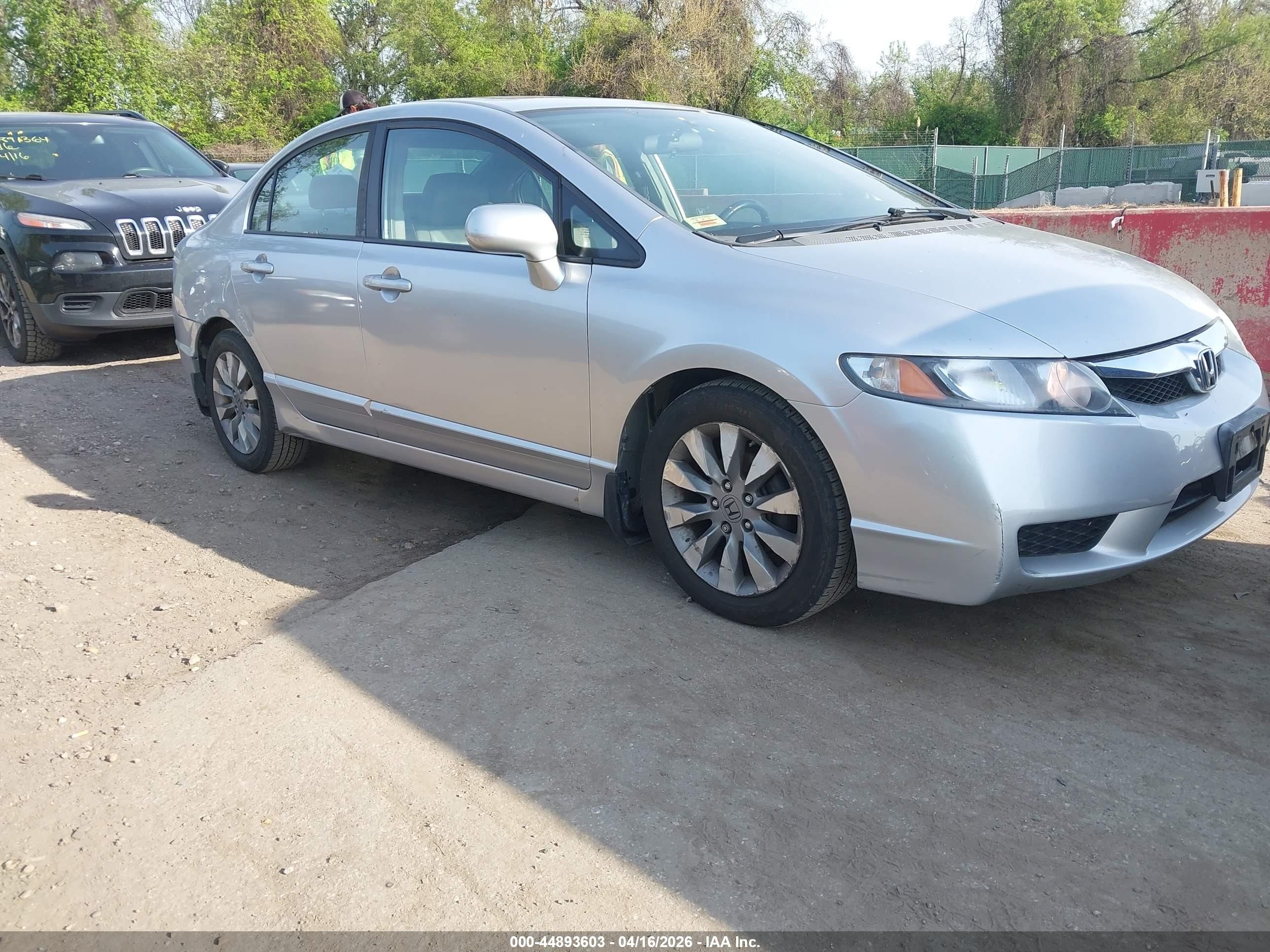 2010 Honda Civic Ex-l Серебряный vin: 19XFA1F92AE062303