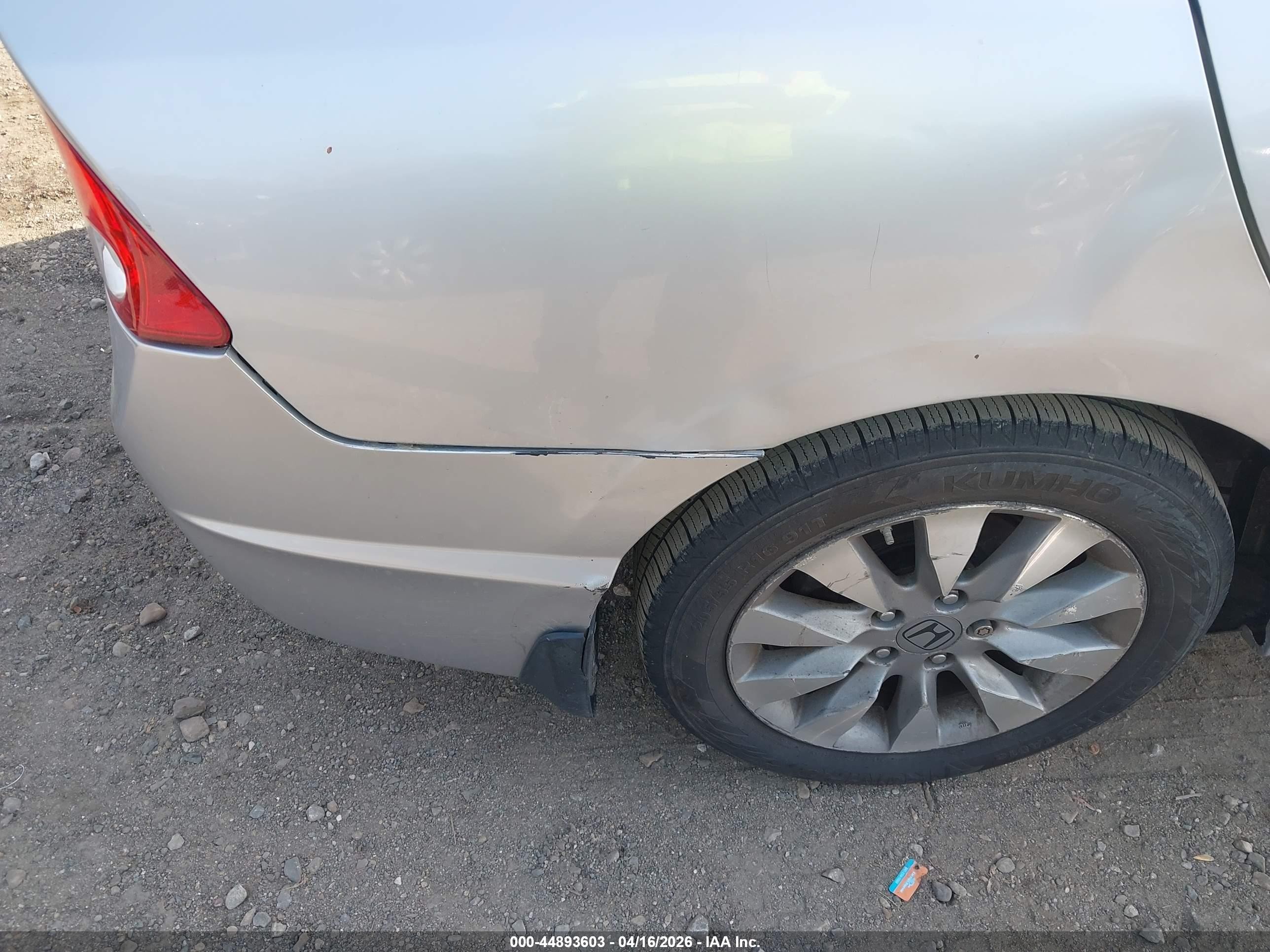 2010 Honda Civic Ex-l Silver vin: 19XFA1F92AE062303
