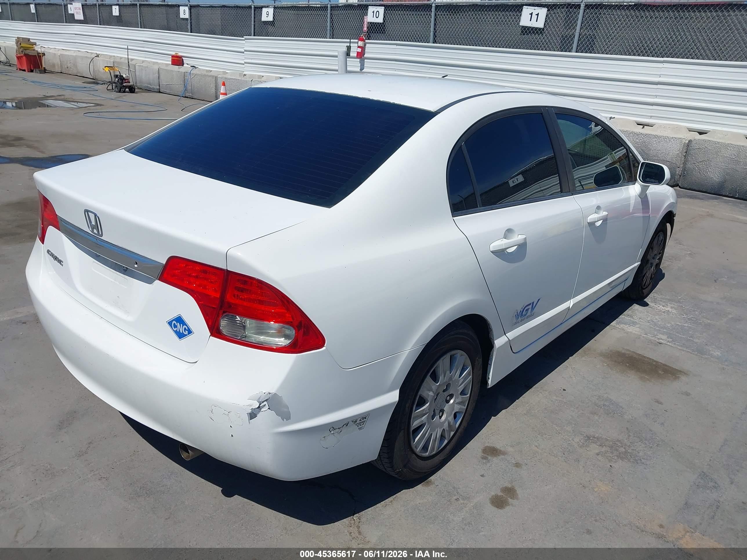 2009 Honda Civic Gx White vin: 19XFA46549E000055