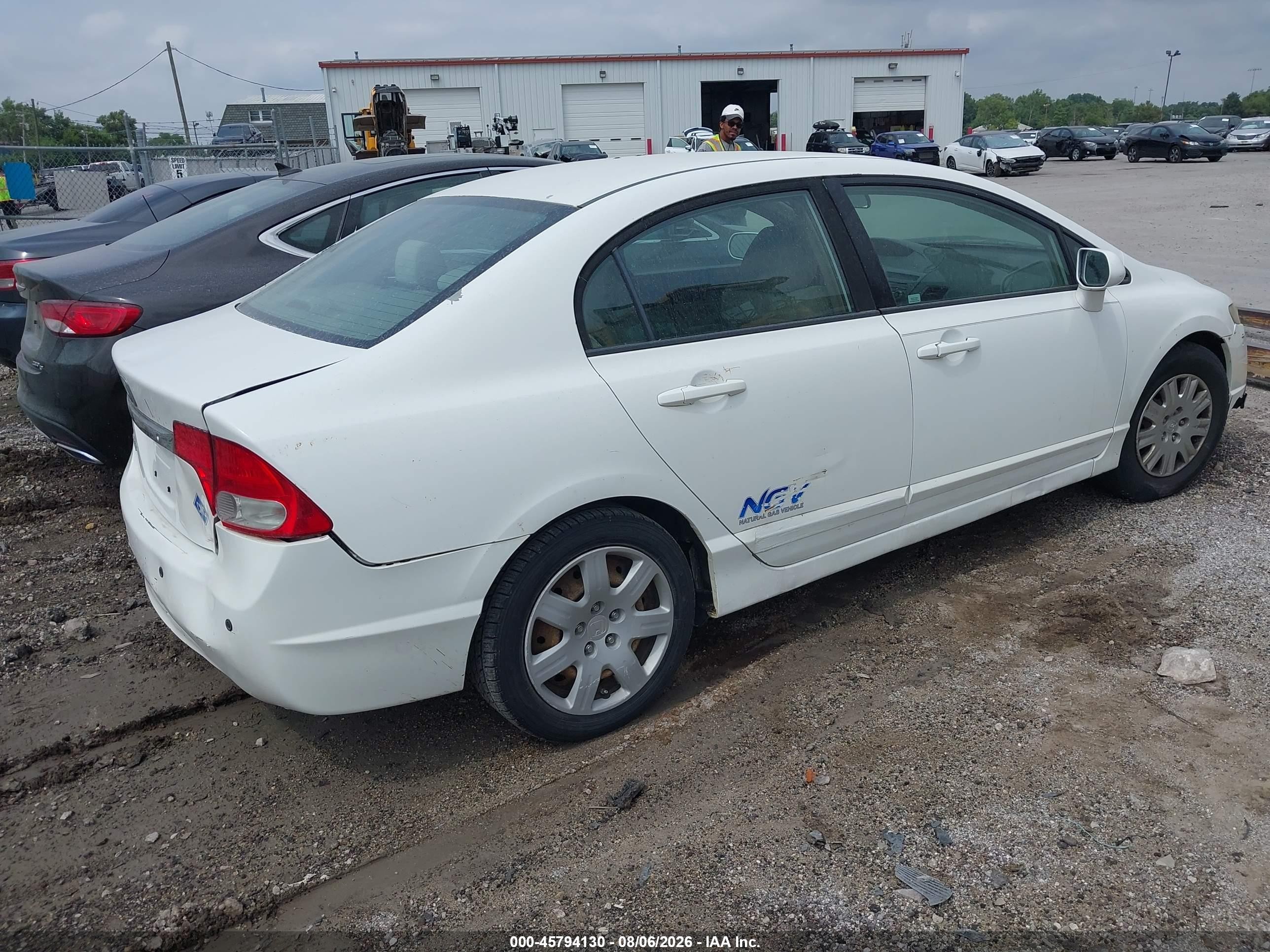 2010 Honda Civic Gx White vin: 19XFA4F53AE000407