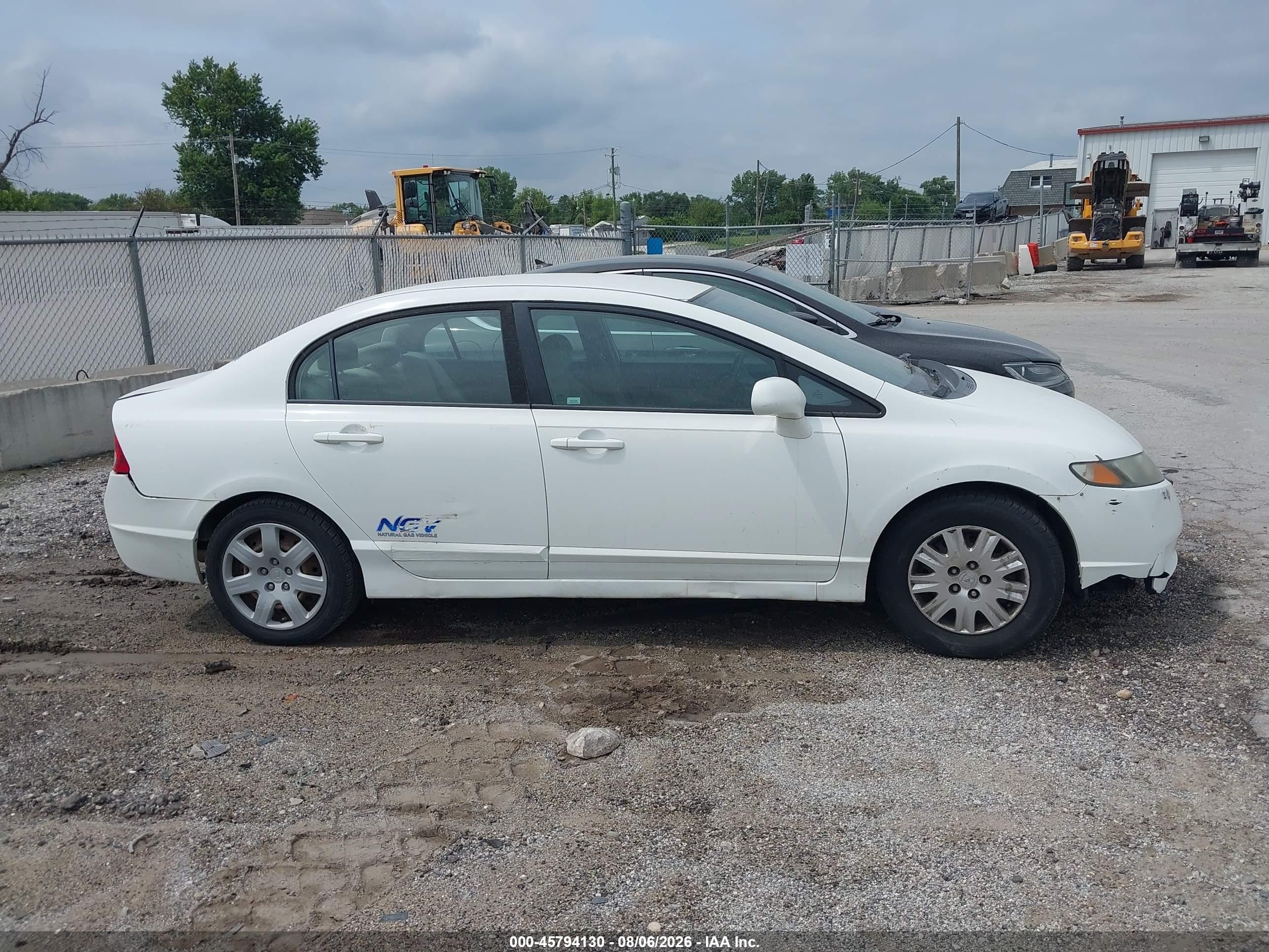 2010 Honda Civic Gx White vin: 19XFA4F53AE000407