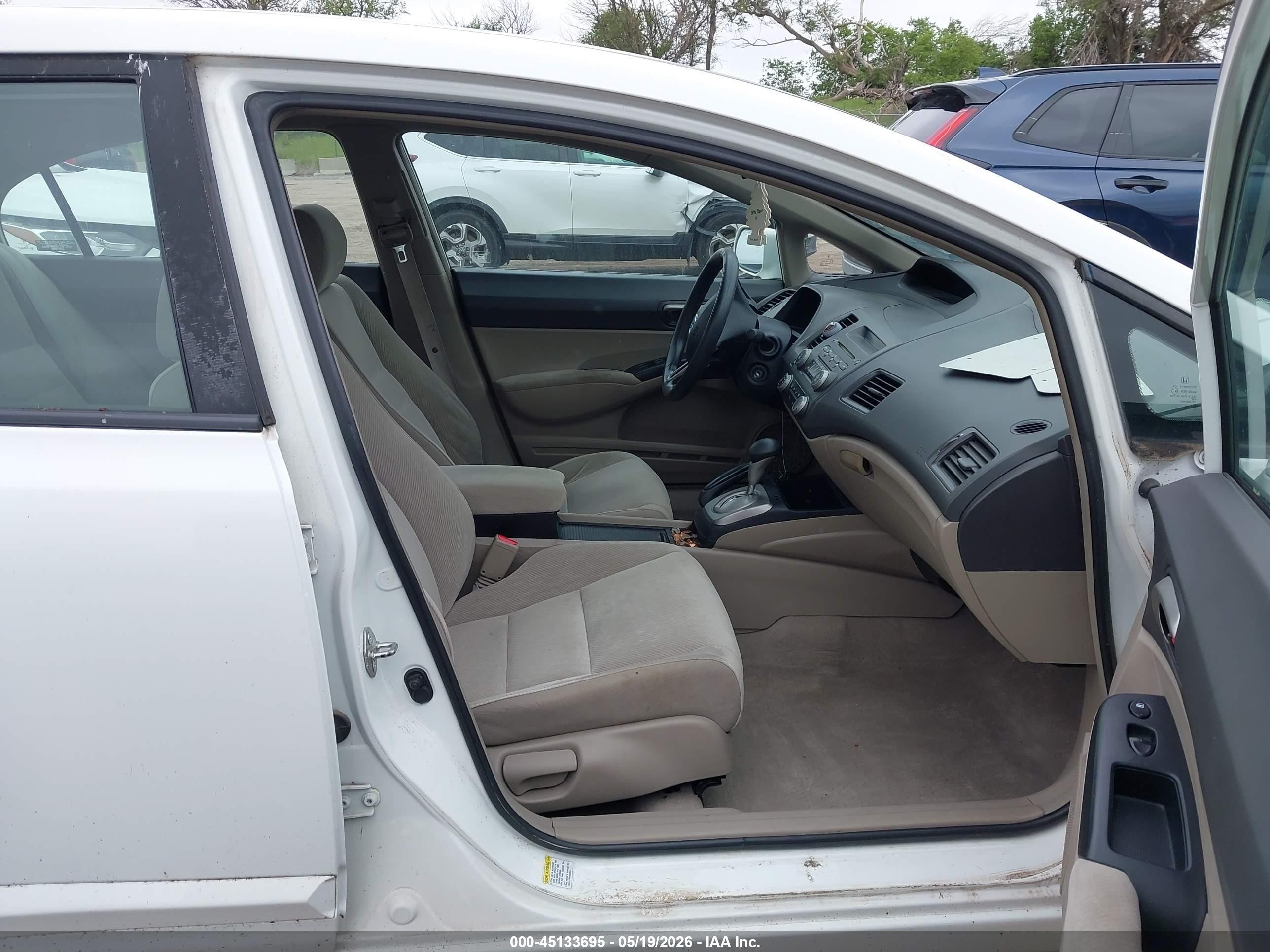 2011 Honda Civic Gx White vin: 19XFA4F56BE000712