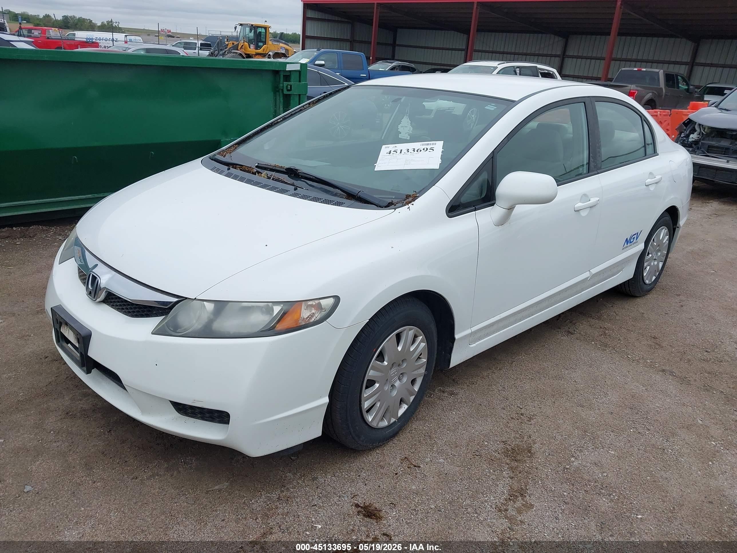 2011 Honda Civic Gx White vin: 19XFA4F56BE000712