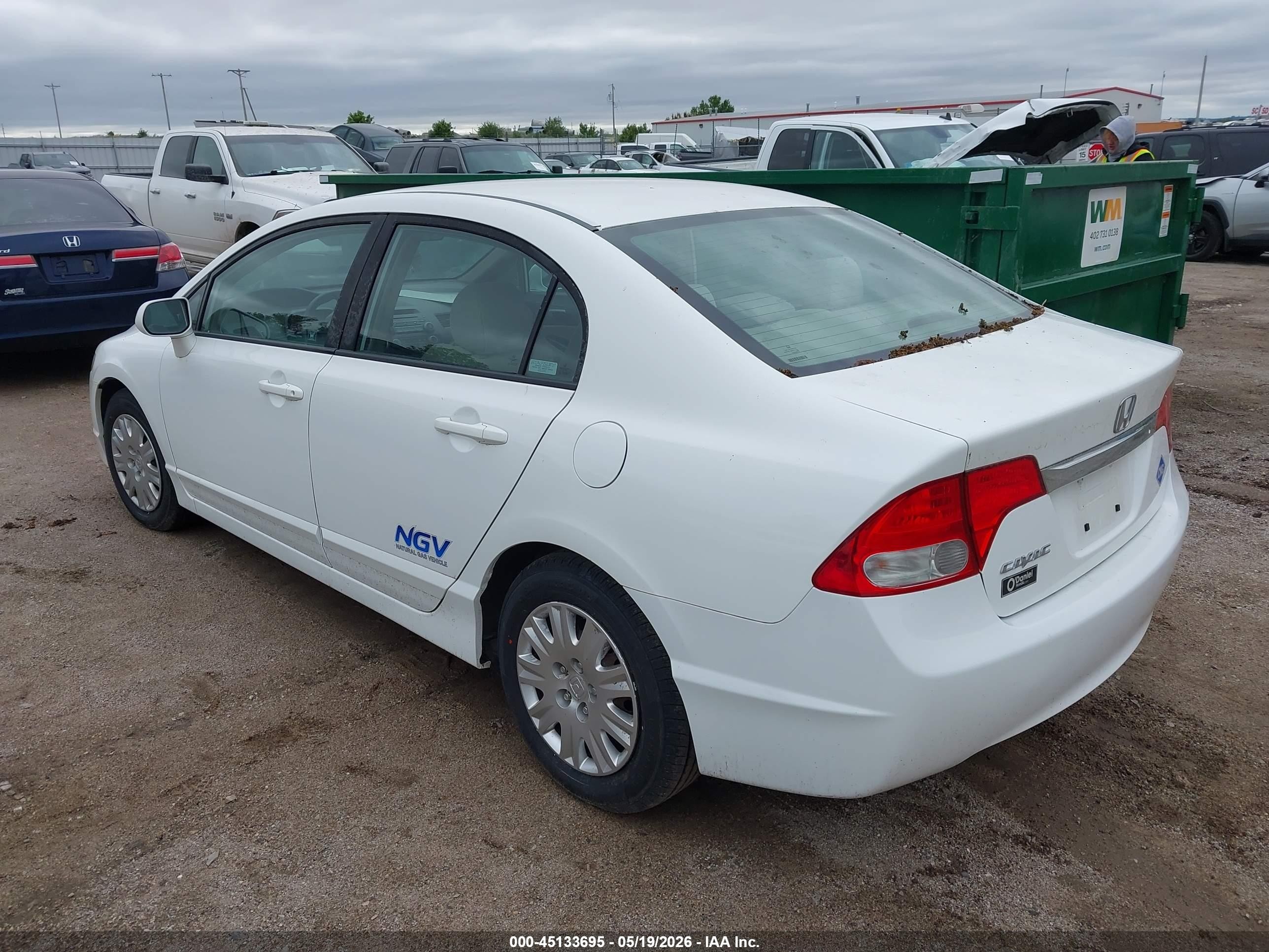 2011 Honda Civic Gx White vin: 19XFA4F56BE000712