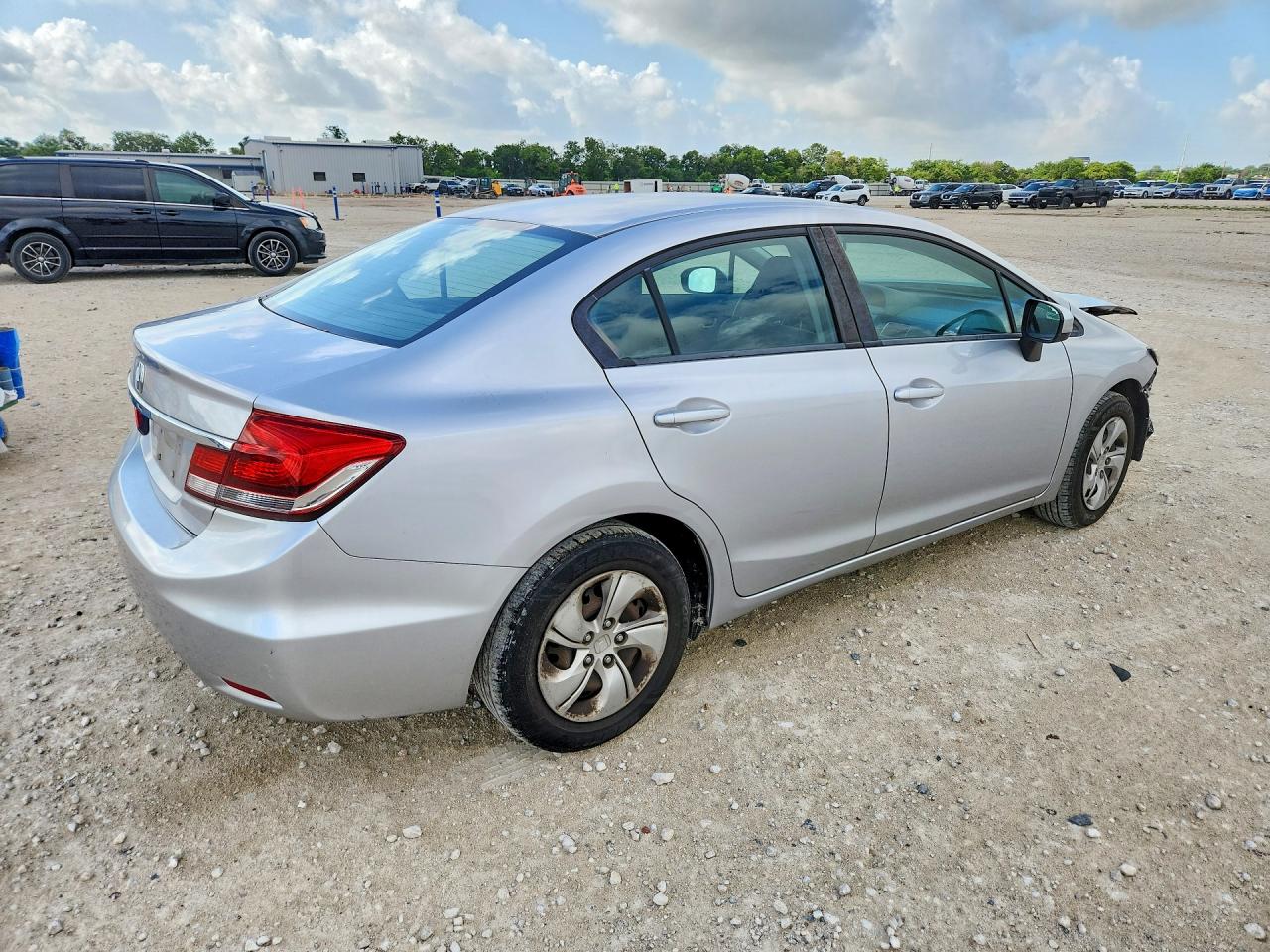 2015 Honda Civic Lx Серебряный vin: 19XFB2E50FE062955