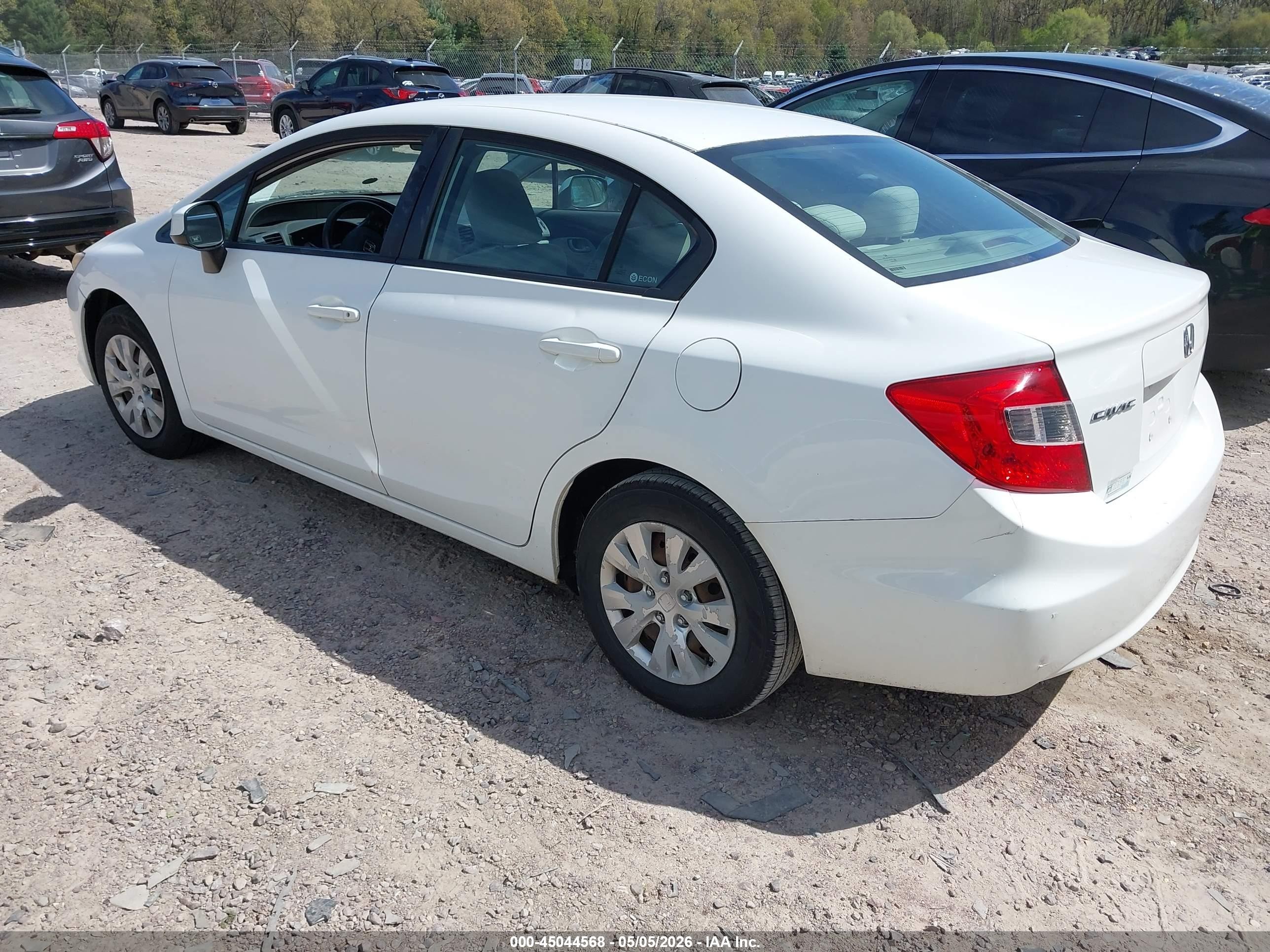 2012 Honda Civic Lx White vin: 19XFB2E51CE002288