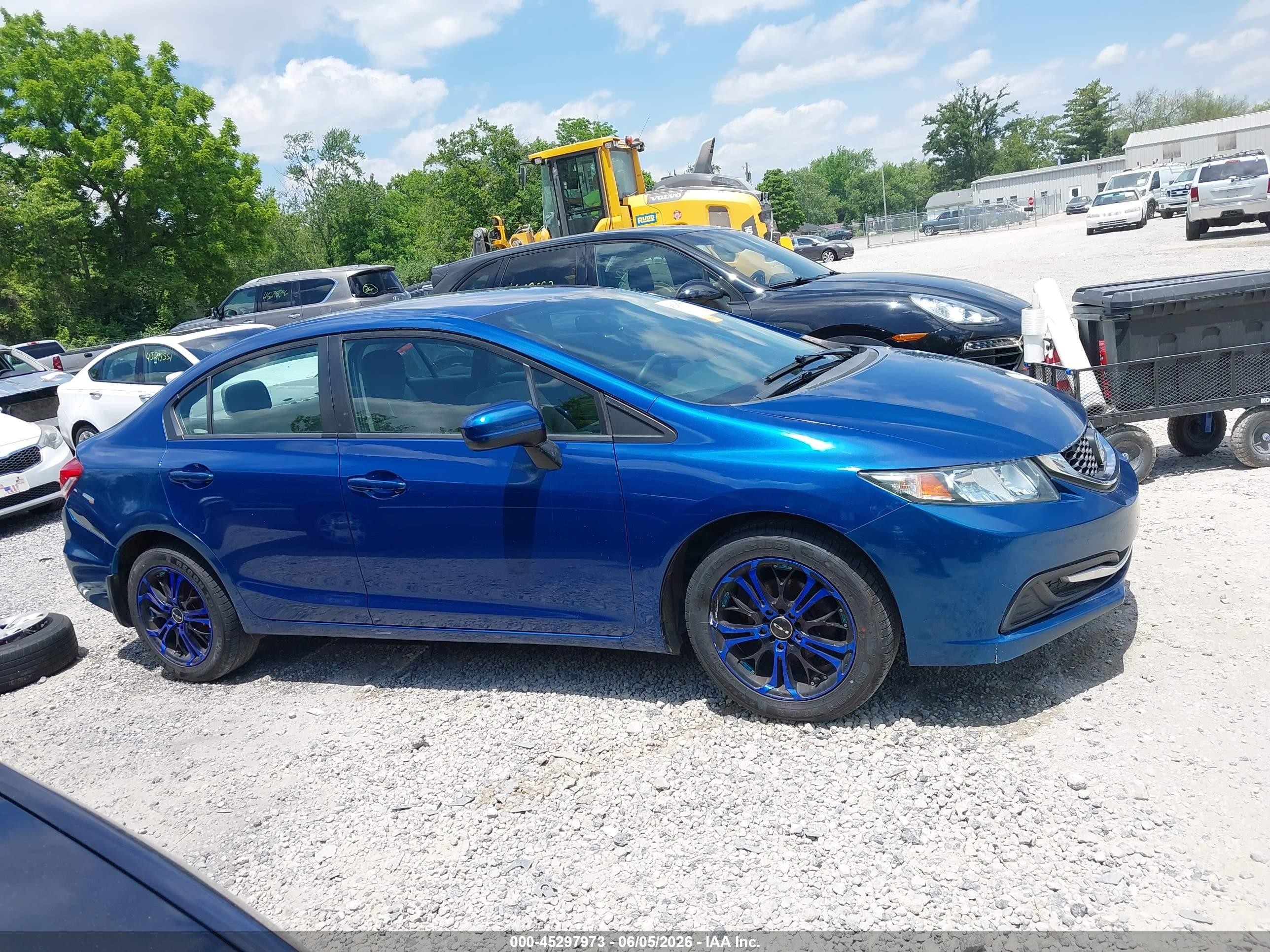 2015 Honda Civic Lx Blue vin: 19XFB2E51FE041838