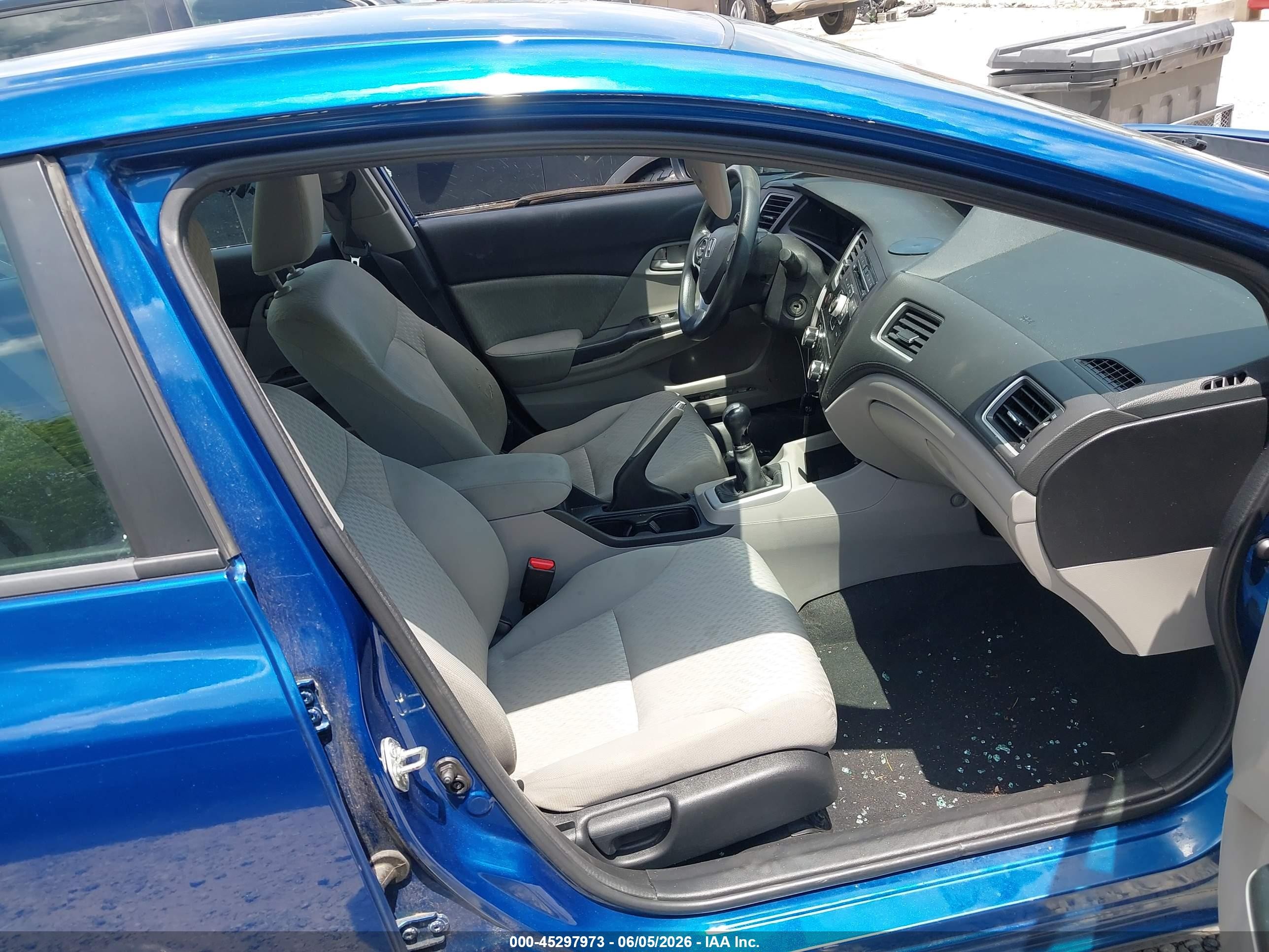 2015 Honda Civic Lx Blue vin: 19XFB2E51FE041838