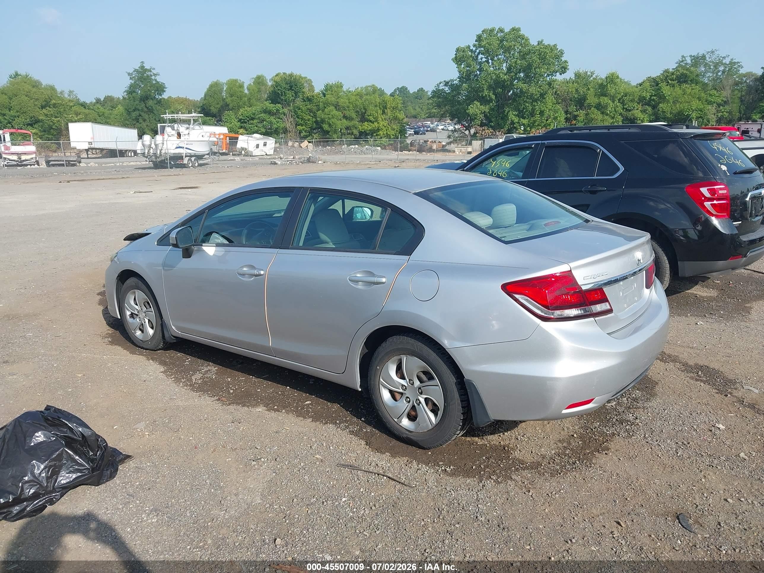 2015 Honda Civic Lx Silver vin: 19XFB2E51FE045484