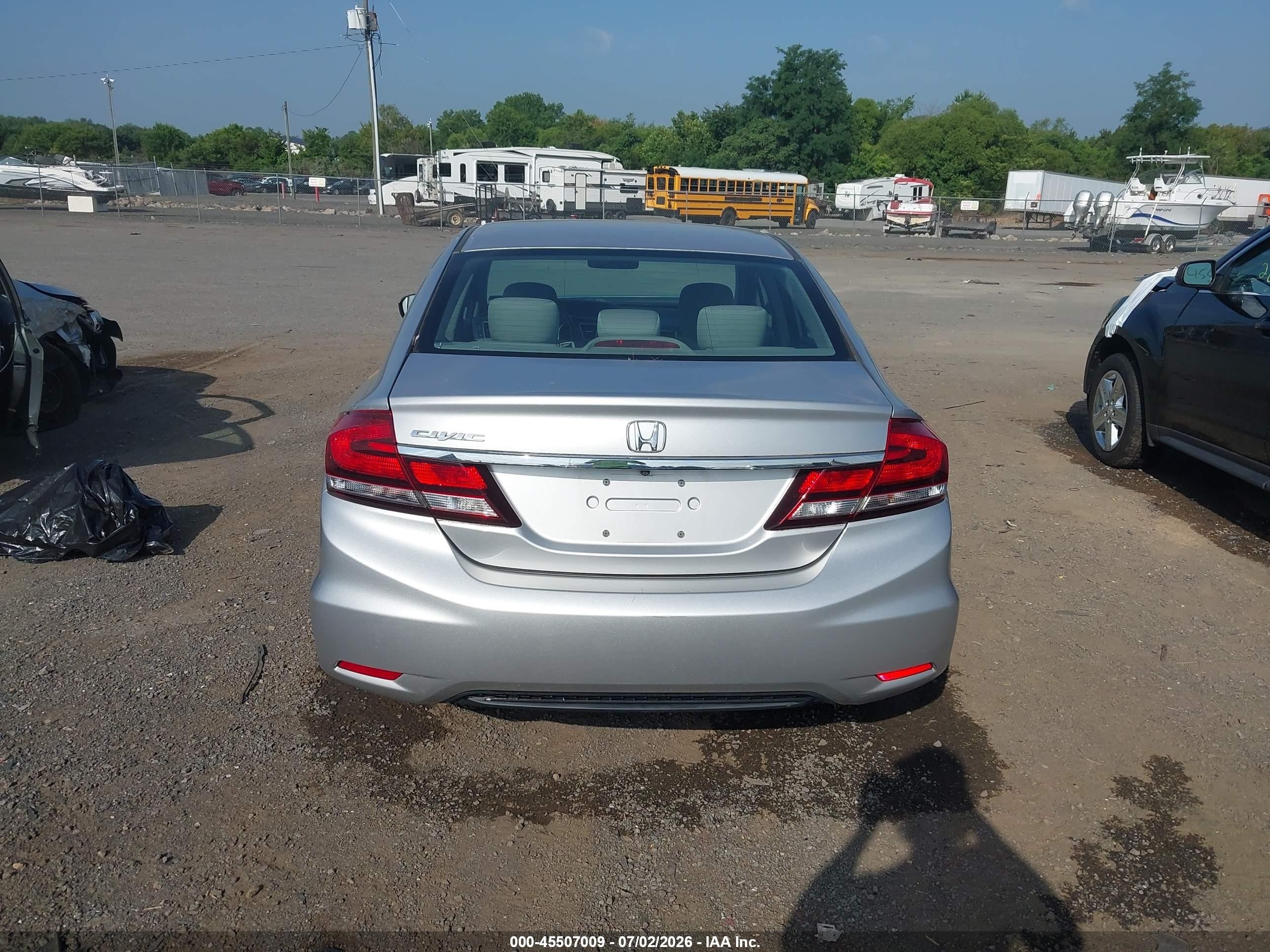 2015 Honda Civic Lx Silver vin: 19XFB2E51FE045484