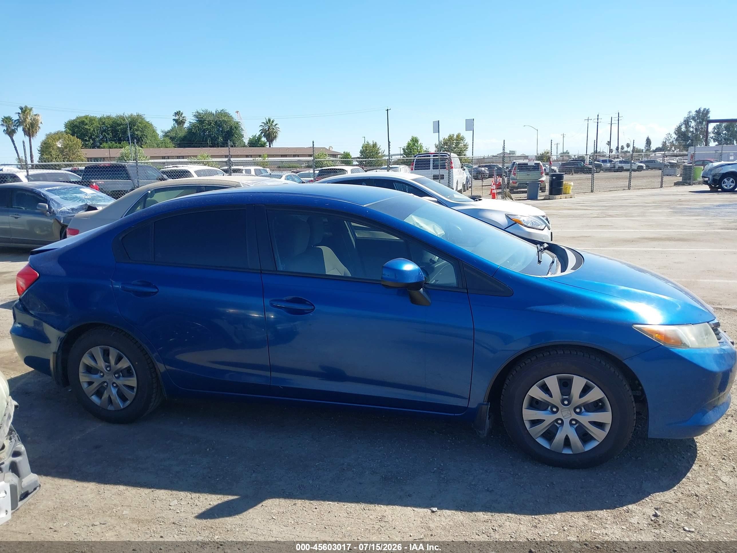 2012 Honda Civic Lx Blue vin: 19XFB2E52CE029998
