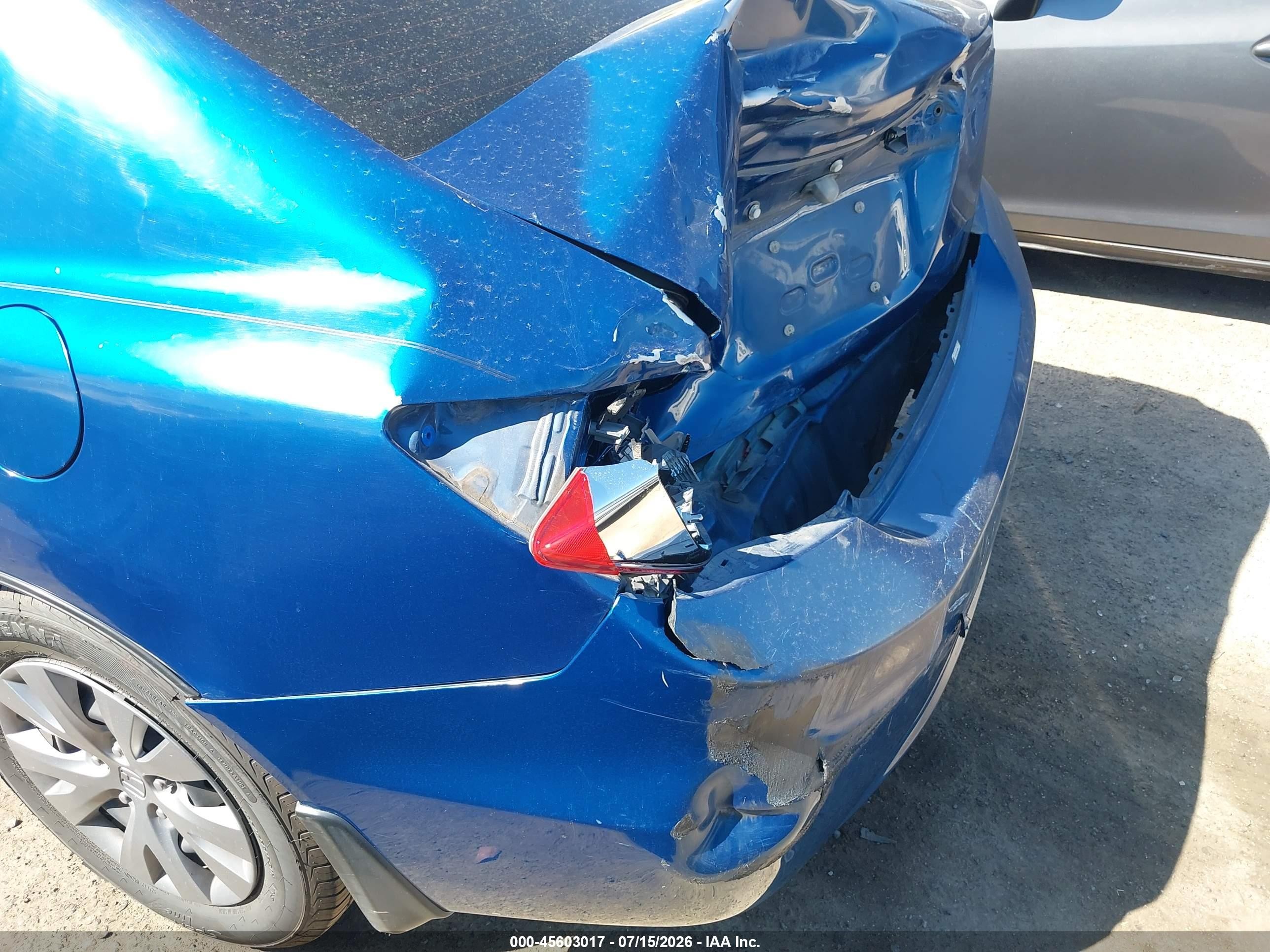 2012 Honda Civic Lx Blue vin: 19XFB2E52CE029998