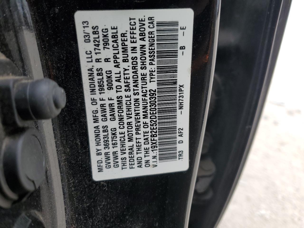 2013 Honda Civic Black vin: 19XFB2E52DE030392