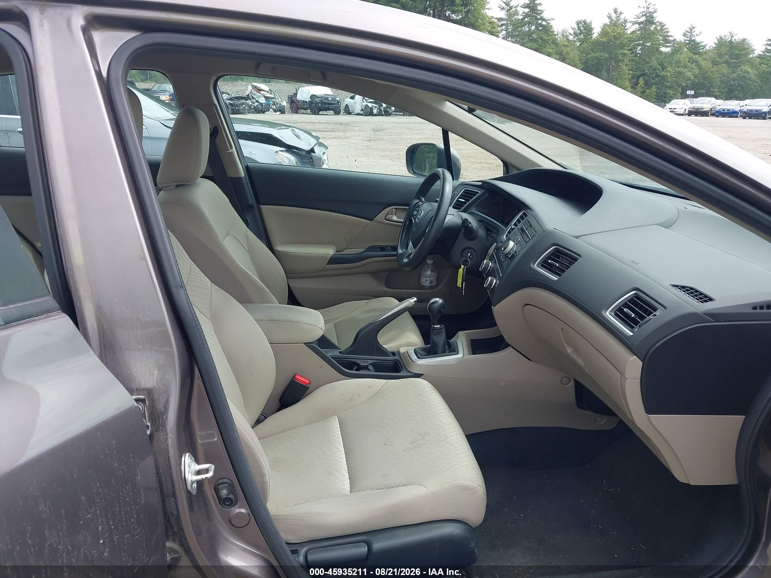 2015 Honda Civic Lx Brown vin: 19XFB2E52FE042626