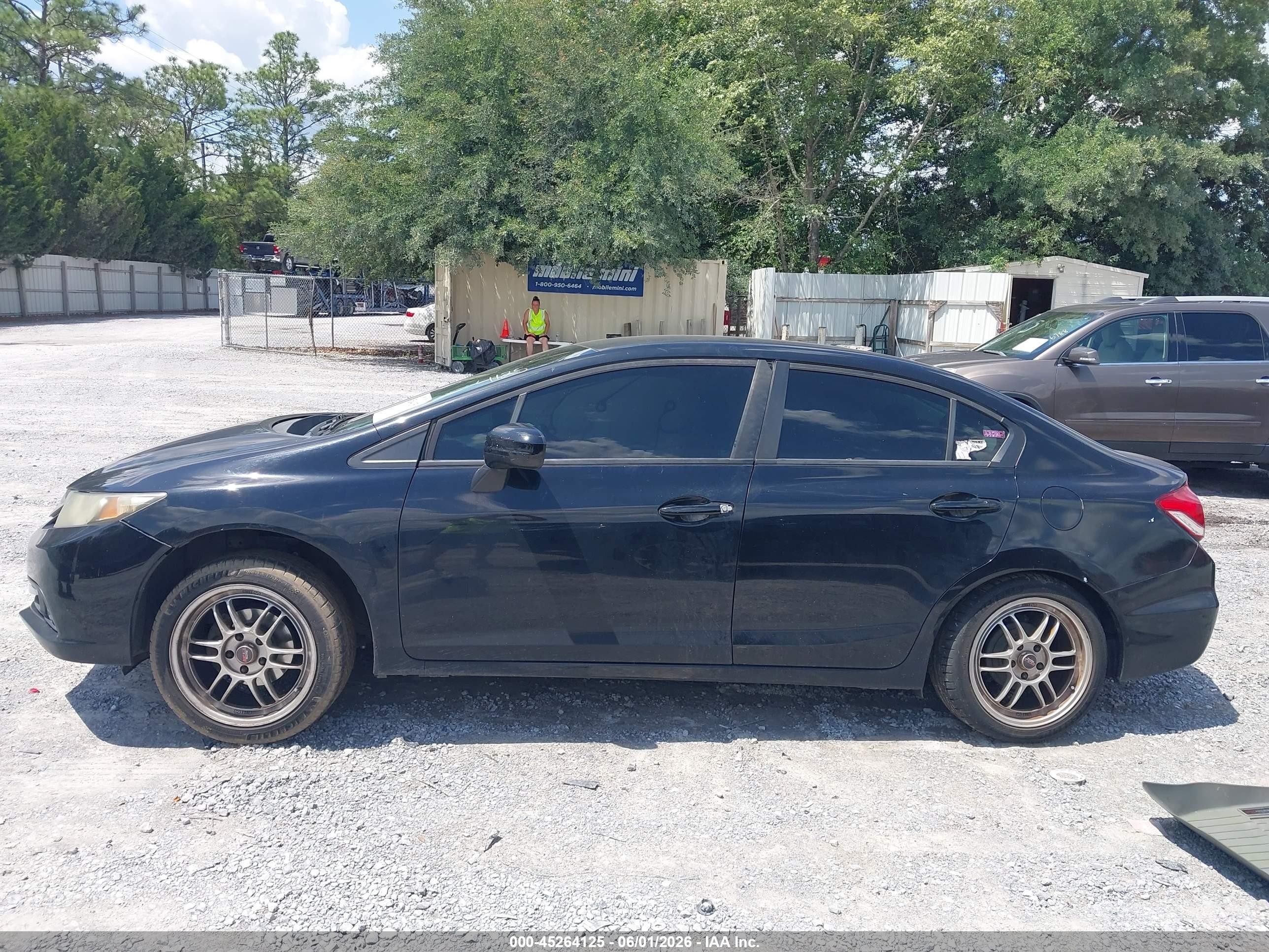 2014 Honda Civic Lx Черный vin: 19XFB2E53EE064679