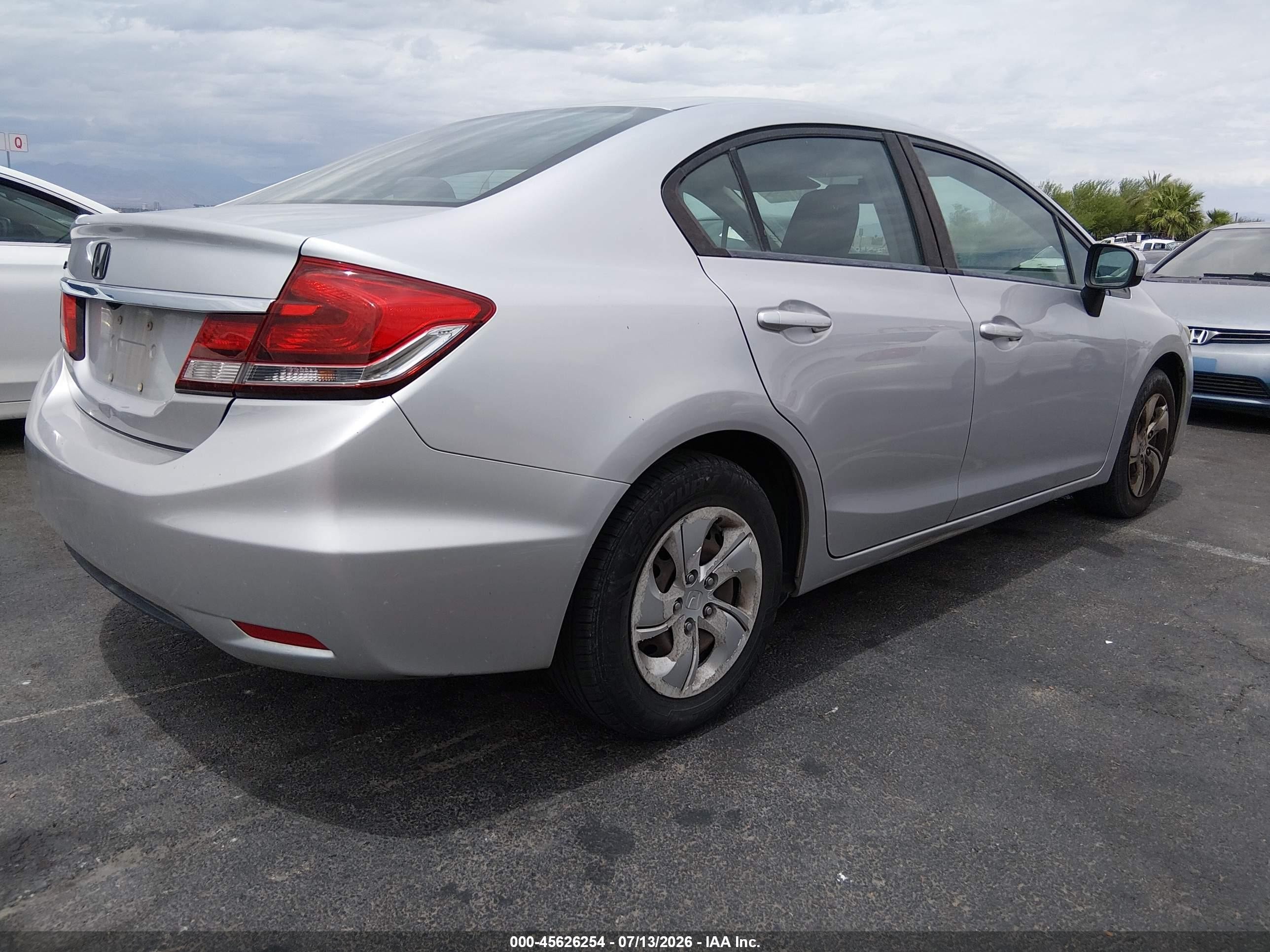 2014 Honda Civic Lx Silver vin: 19XFB2E54EE055537