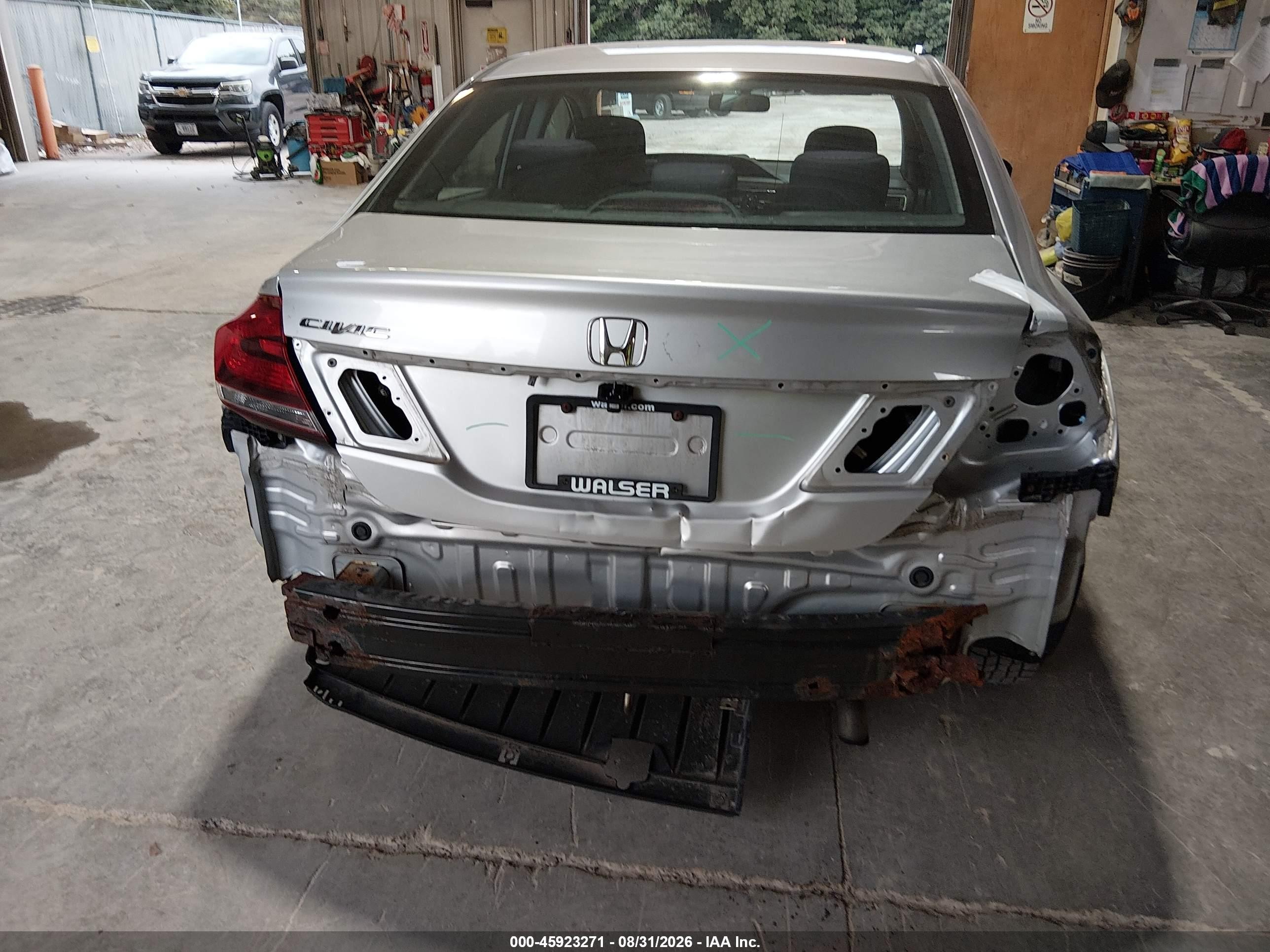 2015 Honda Civic Lx Silver vin: 19XFB2E55FE038960