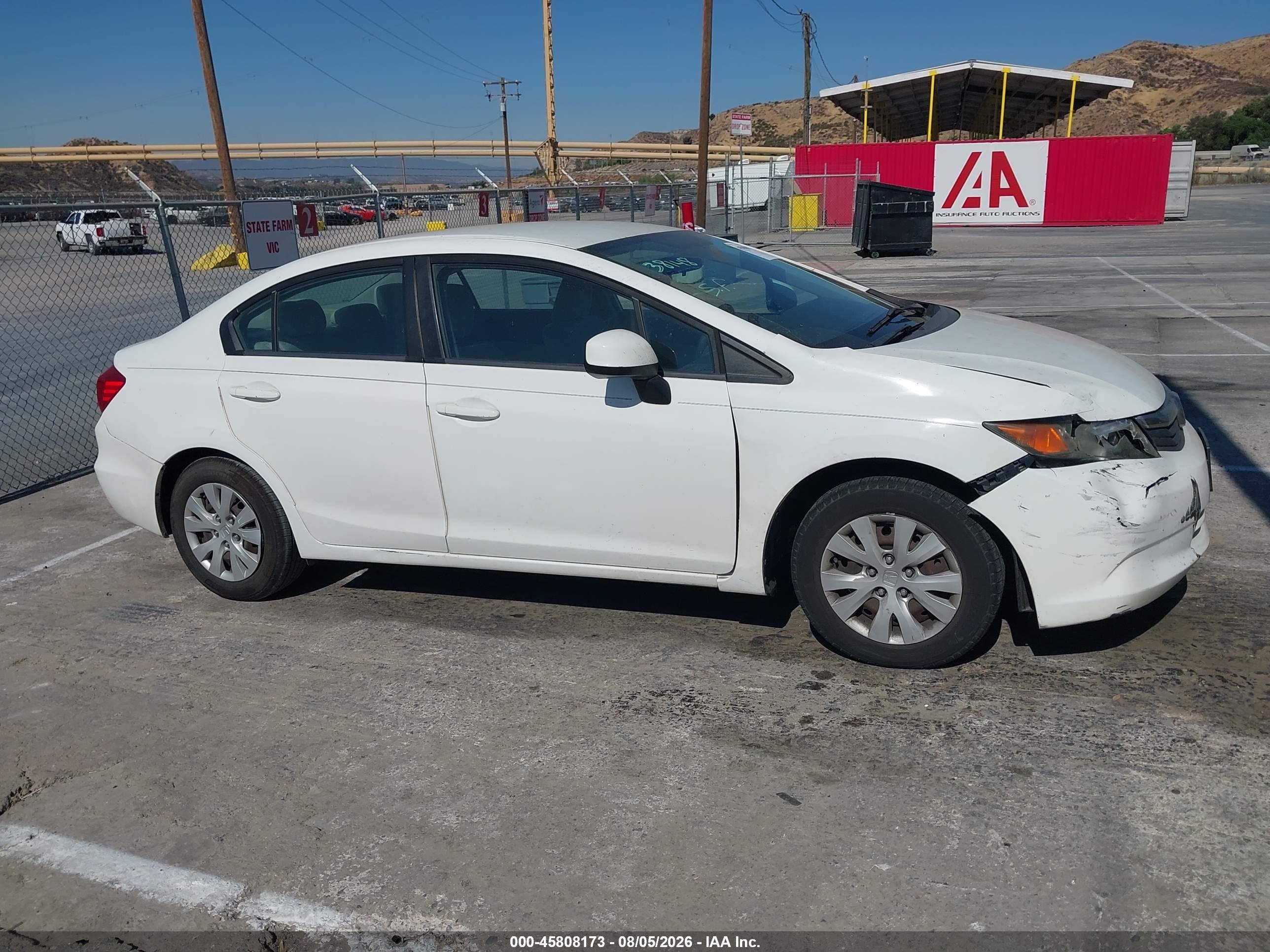 2012 Honda Civic Lx White vin: 19XFB2E56CE005073