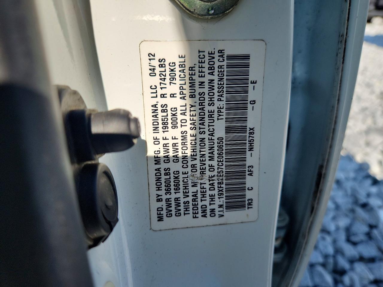 2012 Hond Civic Lx White vin: 19XFB2E57CE060650