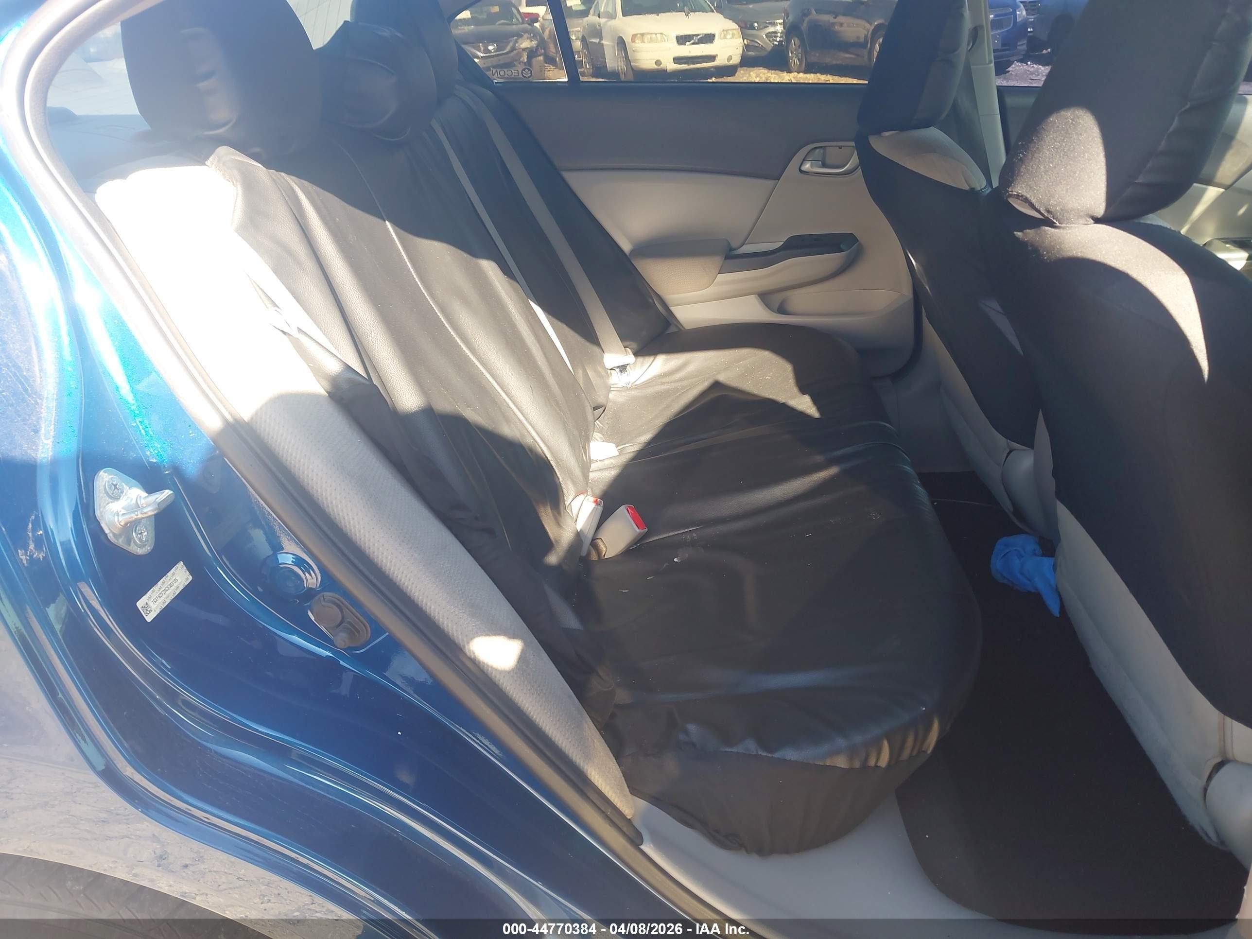 2012 Honda Civic Dx Blue vin: 19XFB2F20CE303185