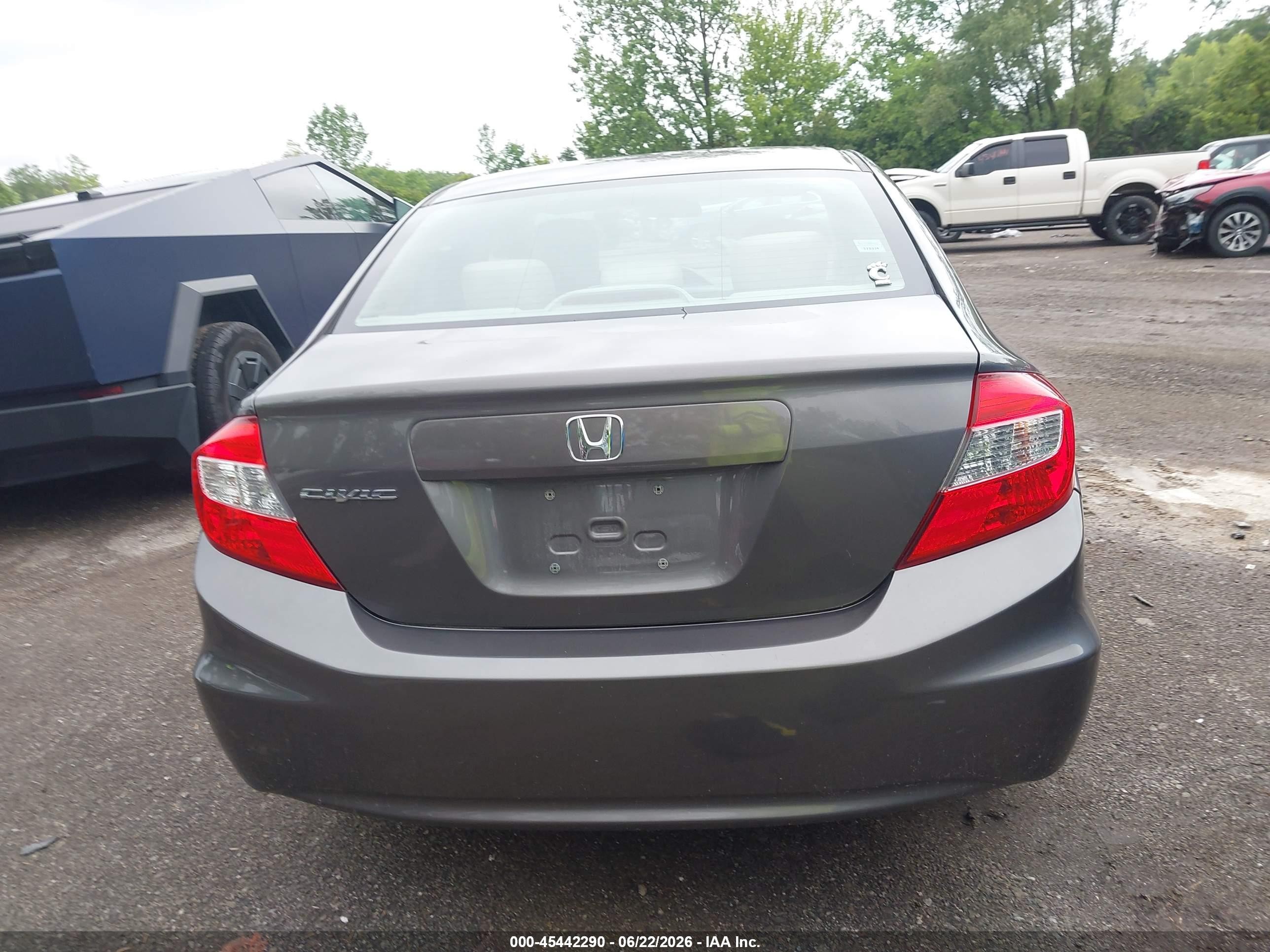 2012 Honda Civic Lx Gray vin: 19XFB2F50CE038889