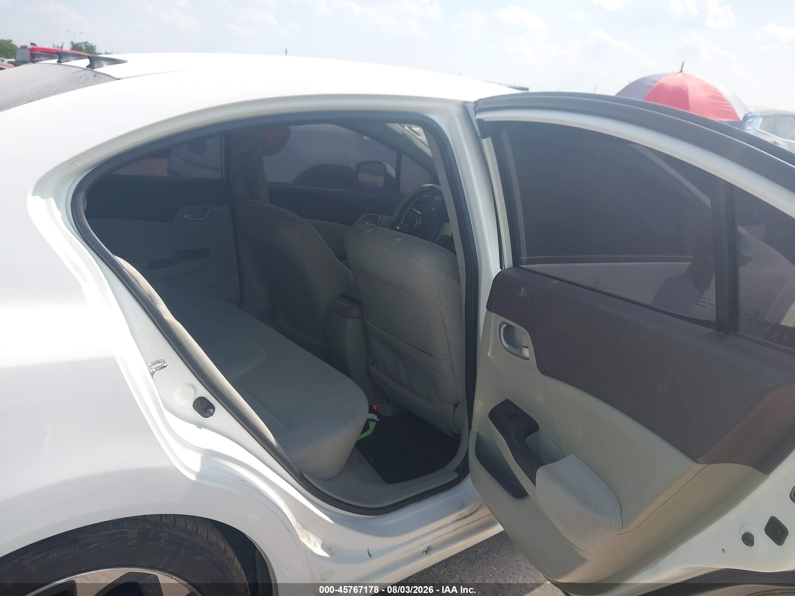 2012 Honda Civic Lx White vin: 19XFB2F50CE063579