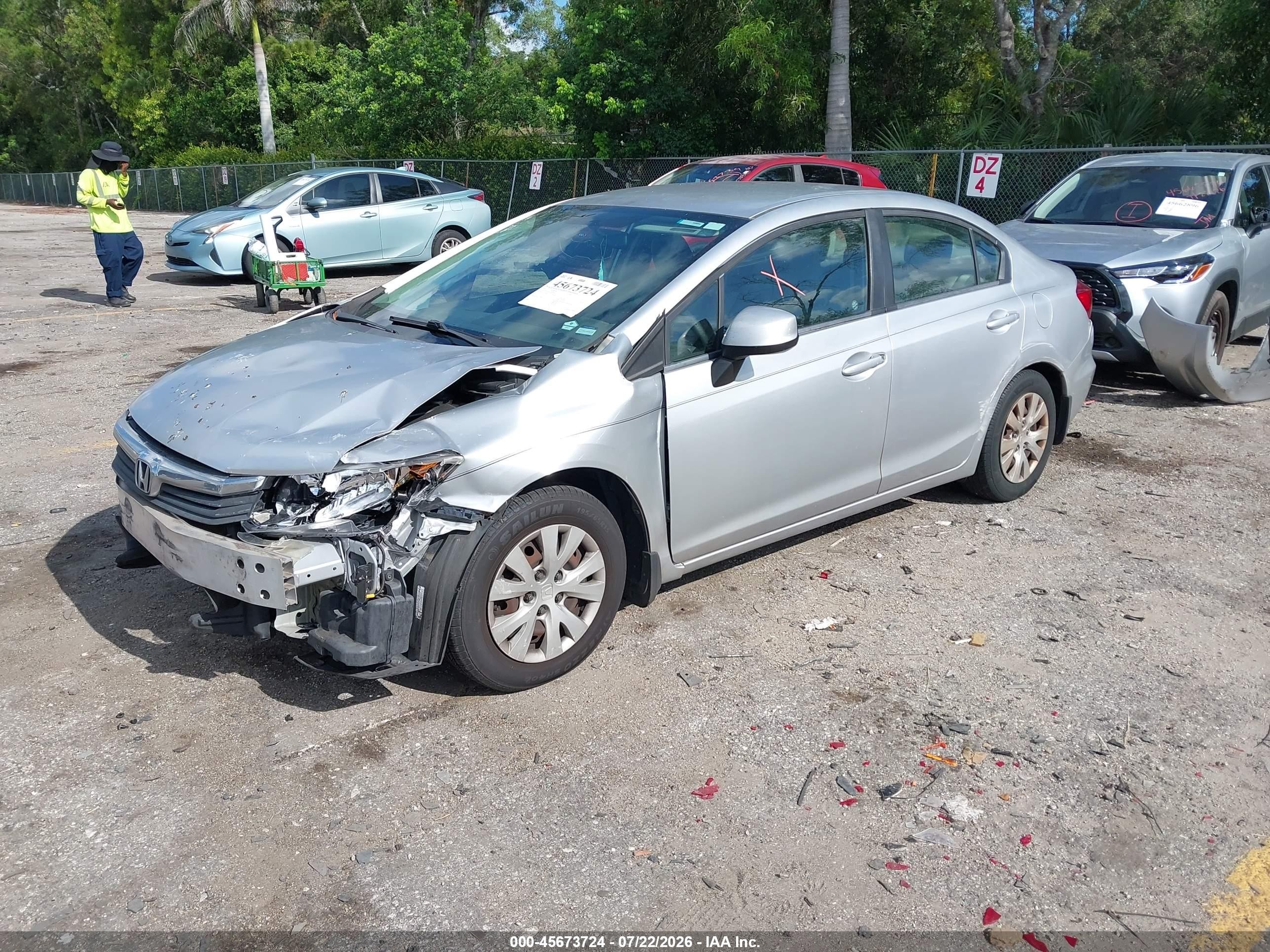 2012 Honda Civic Lx Silver vin: 19XFB2F50CE065686