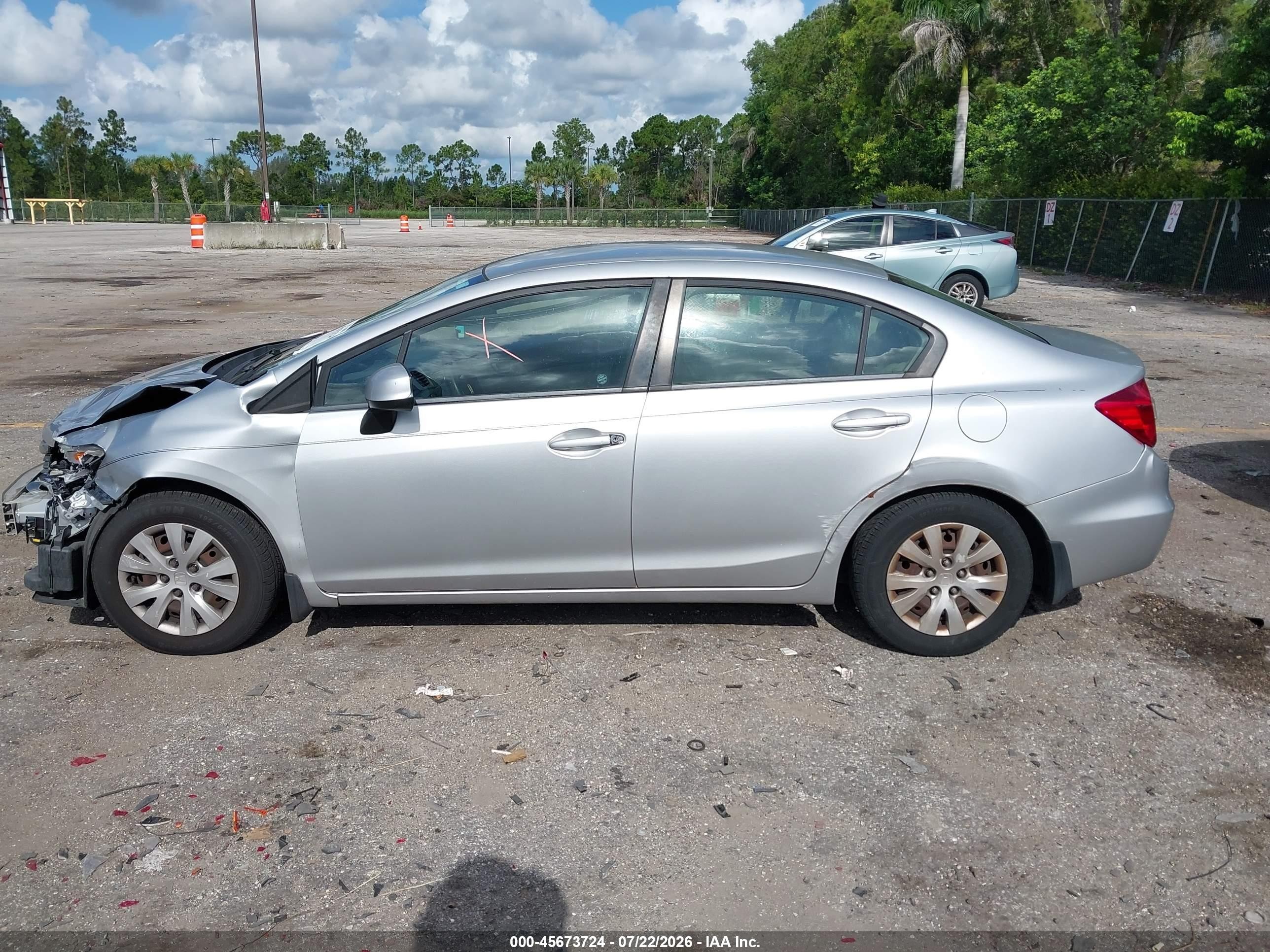 2012 Honda Civic Lx Silver vin: 19XFB2F50CE065686