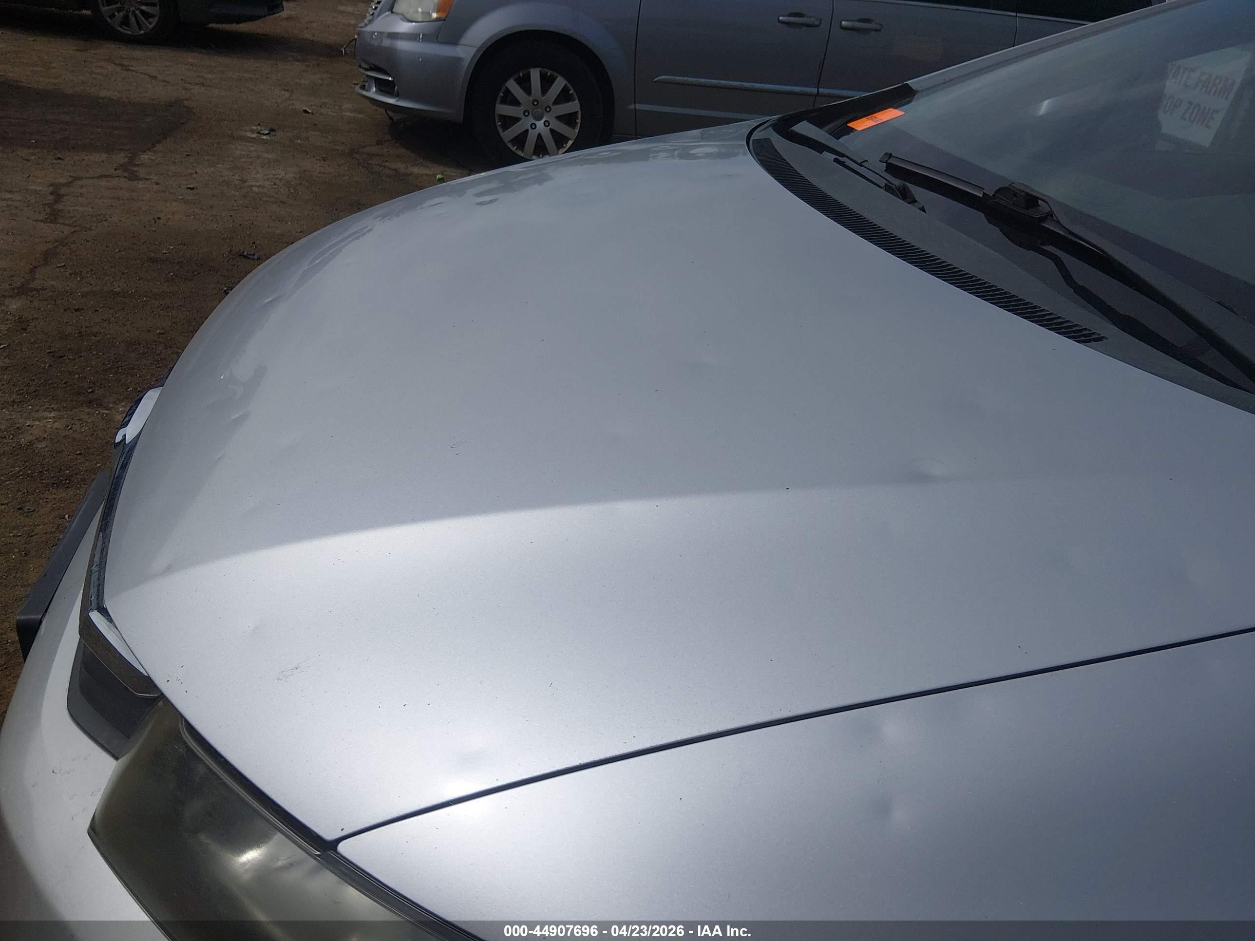 2012 Honda Civic Lx Серебряный vin: 19XFB2F50CE108312