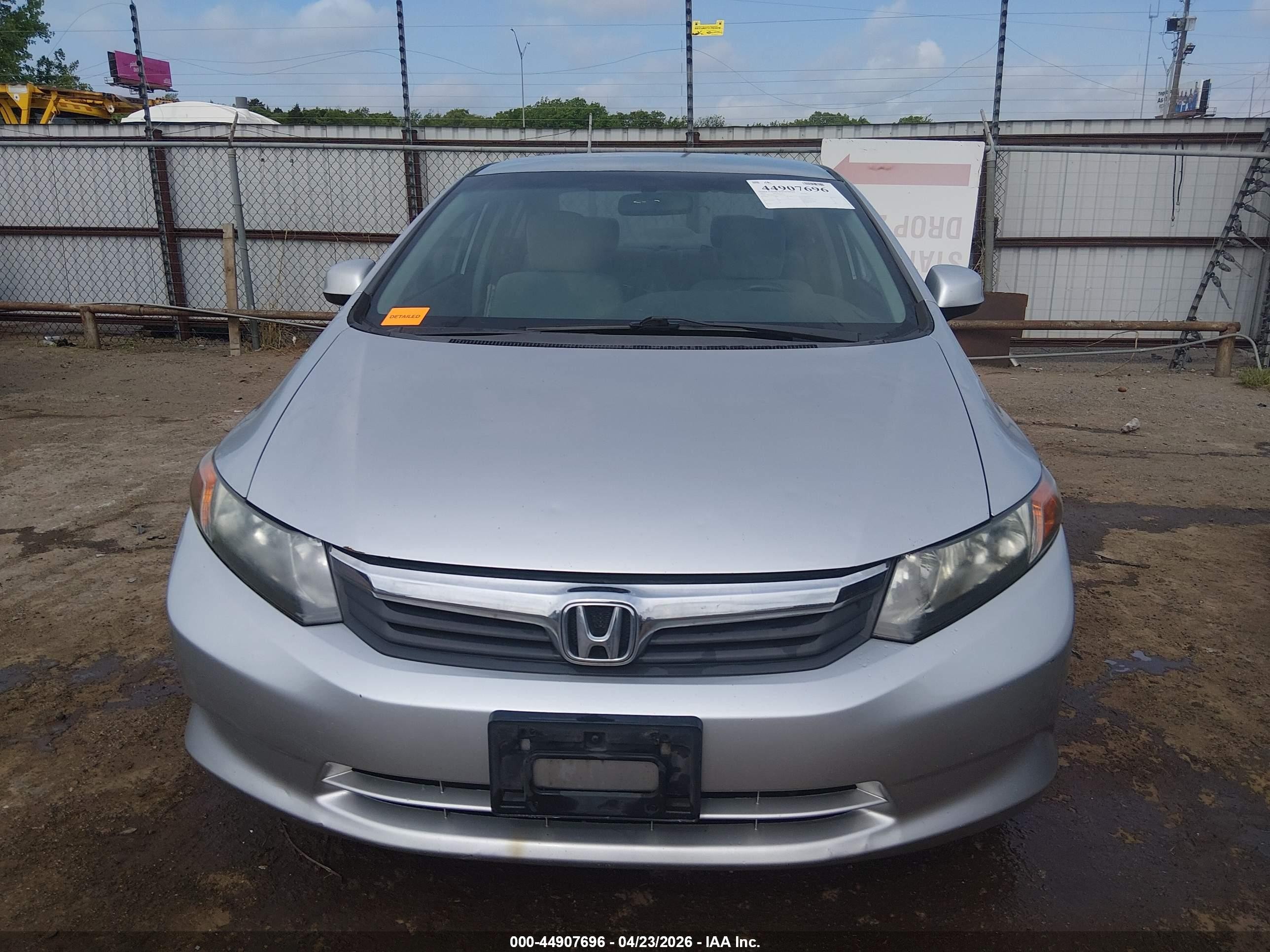 2012 Honda Civic Lx Серебряный vin: 19XFB2F50CE108312