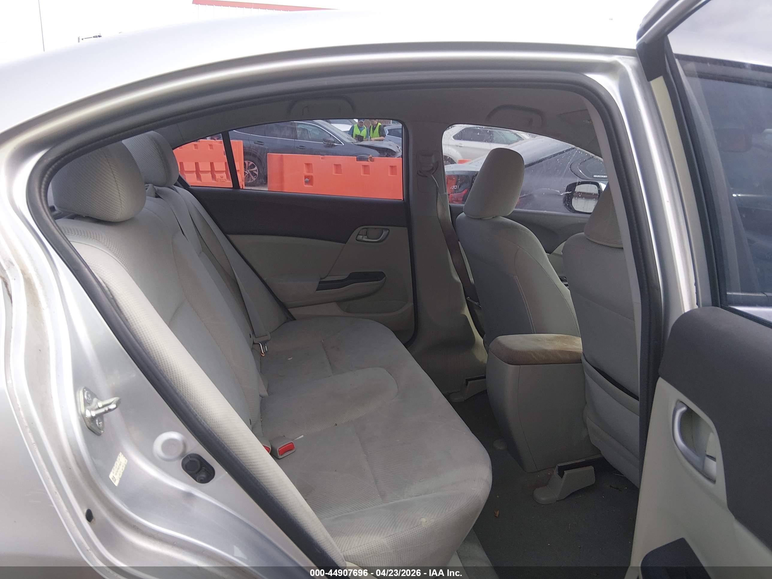 2012 Honda Civic Lx Серебряный vin: 19XFB2F50CE108312