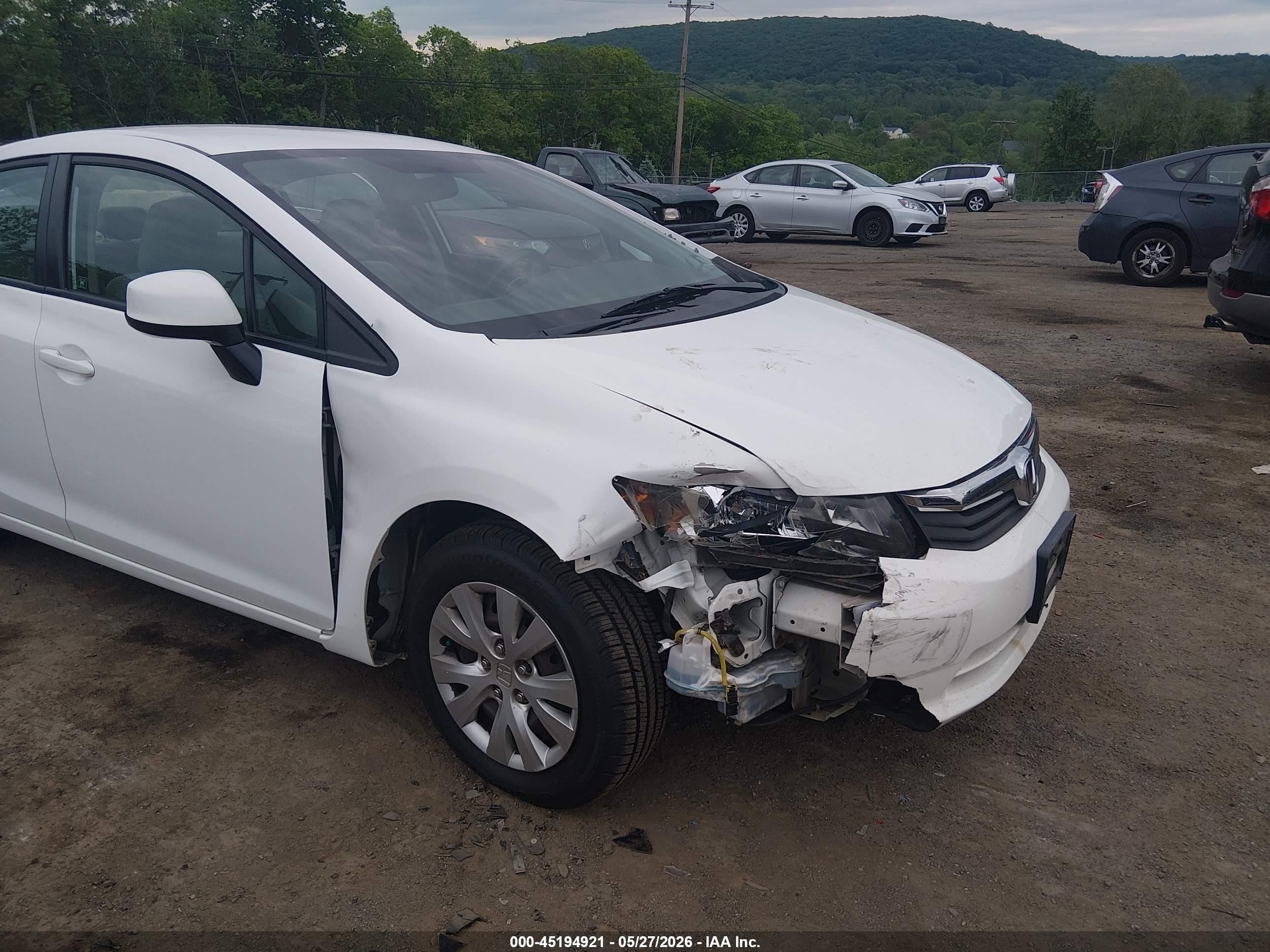 2012 Honda Civic Lx White vin: 19XFB2F50CE312737
