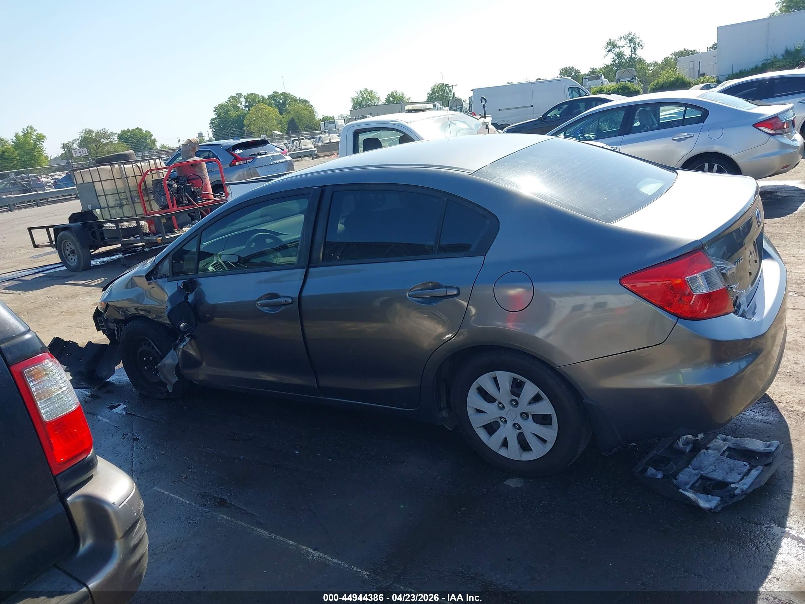 2012 Honda Civic Lx Gray vin: 19XFB2F50CE325584