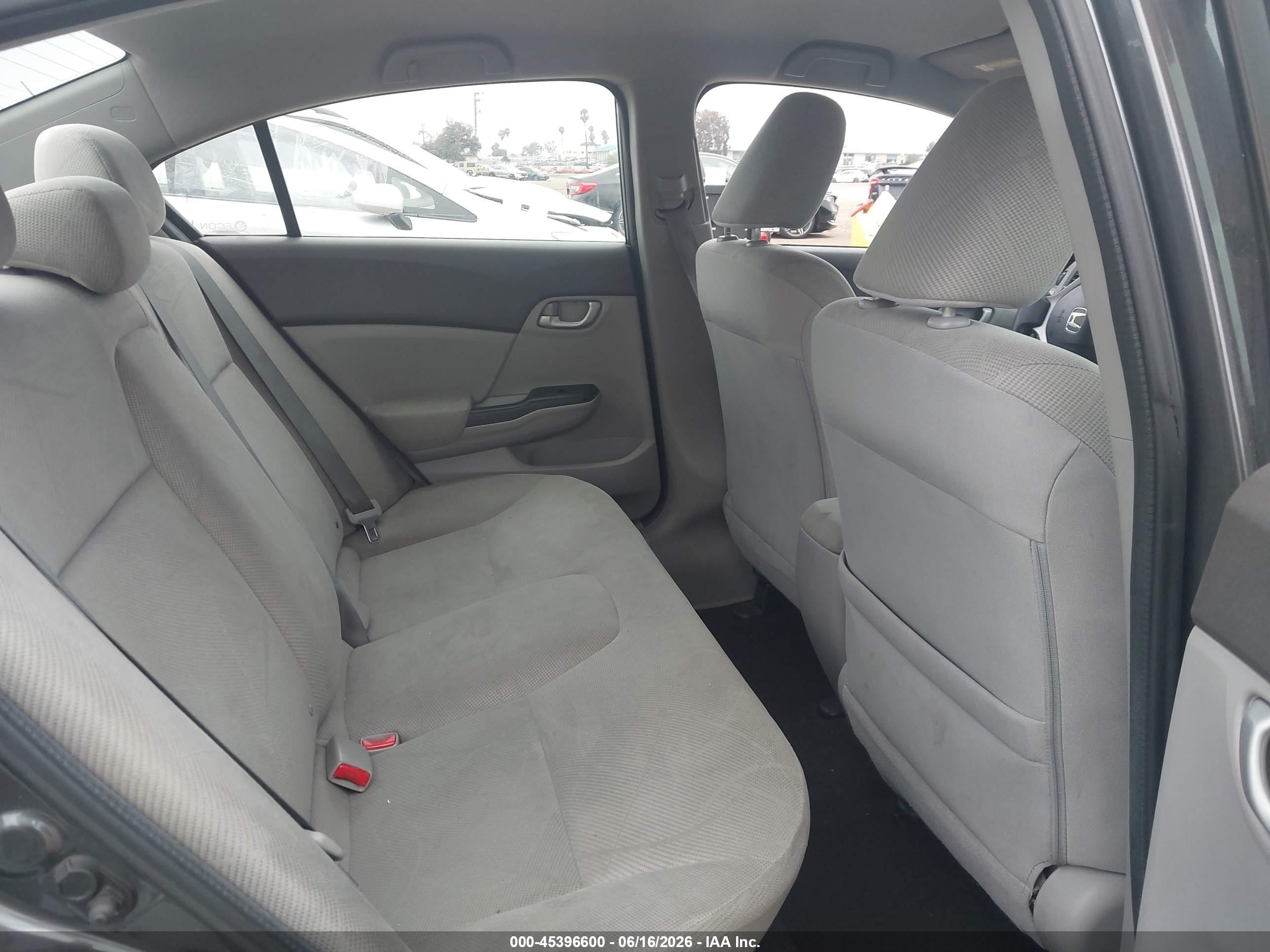 2012 Honda Civic Lx Gray vin: 19XFB2F50CE345771