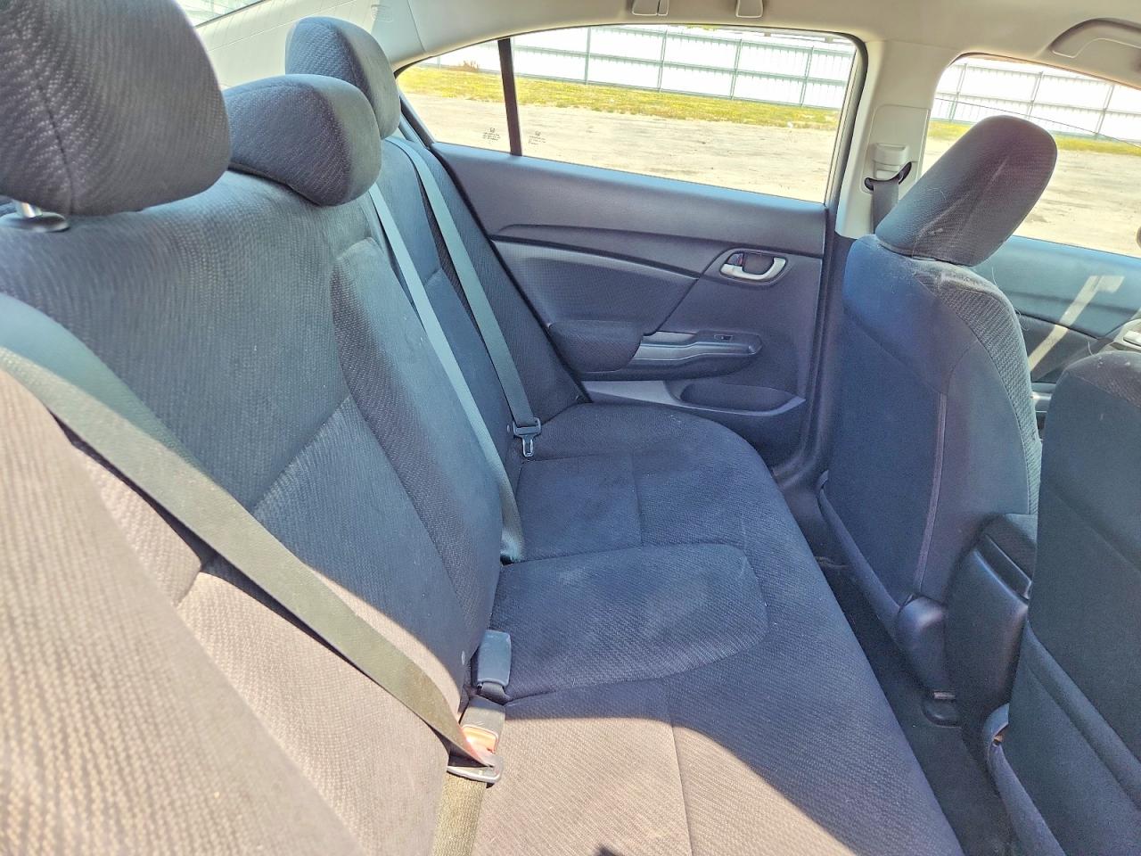 2013 Honda Civic Lx Silver vin: 19XFB2F50DE063518