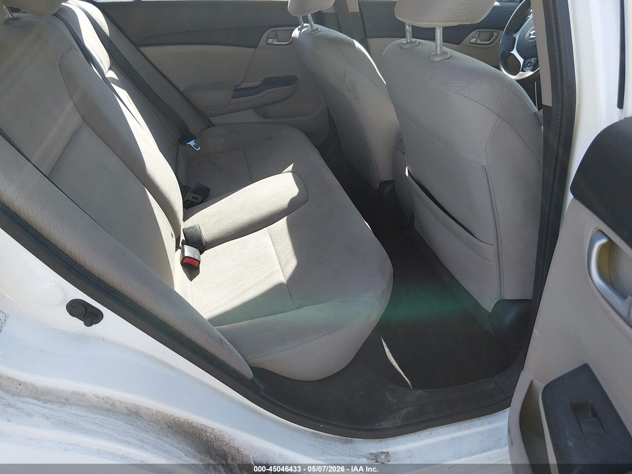 2013 Honda Civic Lx White vin: 19XFB2F50DE203826