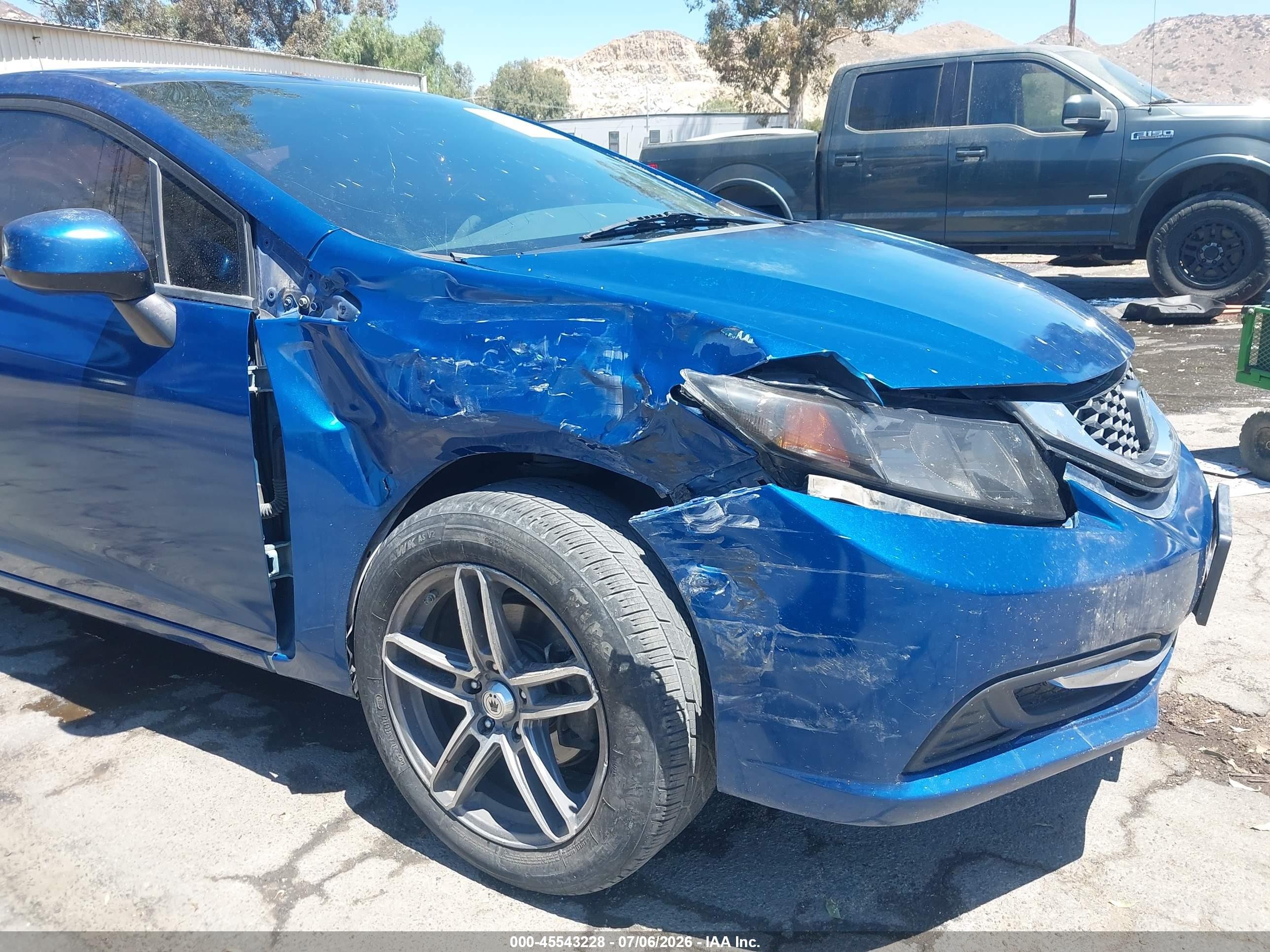 2013 Honda Civic Lx Blue vin: 19XFB2F50DE275075