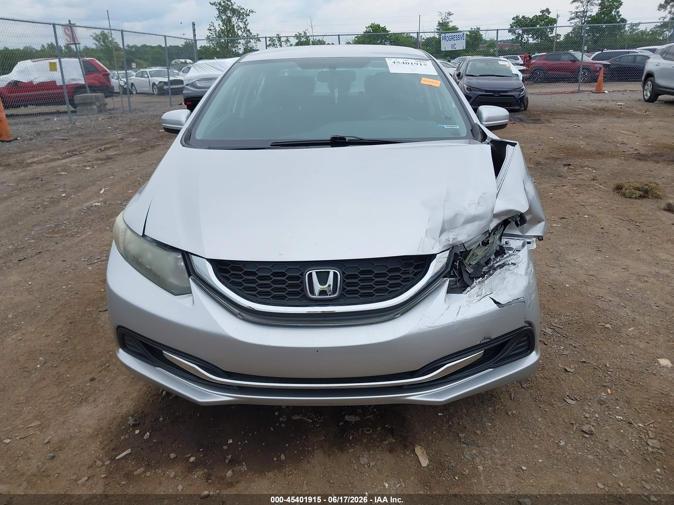 2014 Honda Civic Lx Серебряный vin: 19XFB2F50EE001568