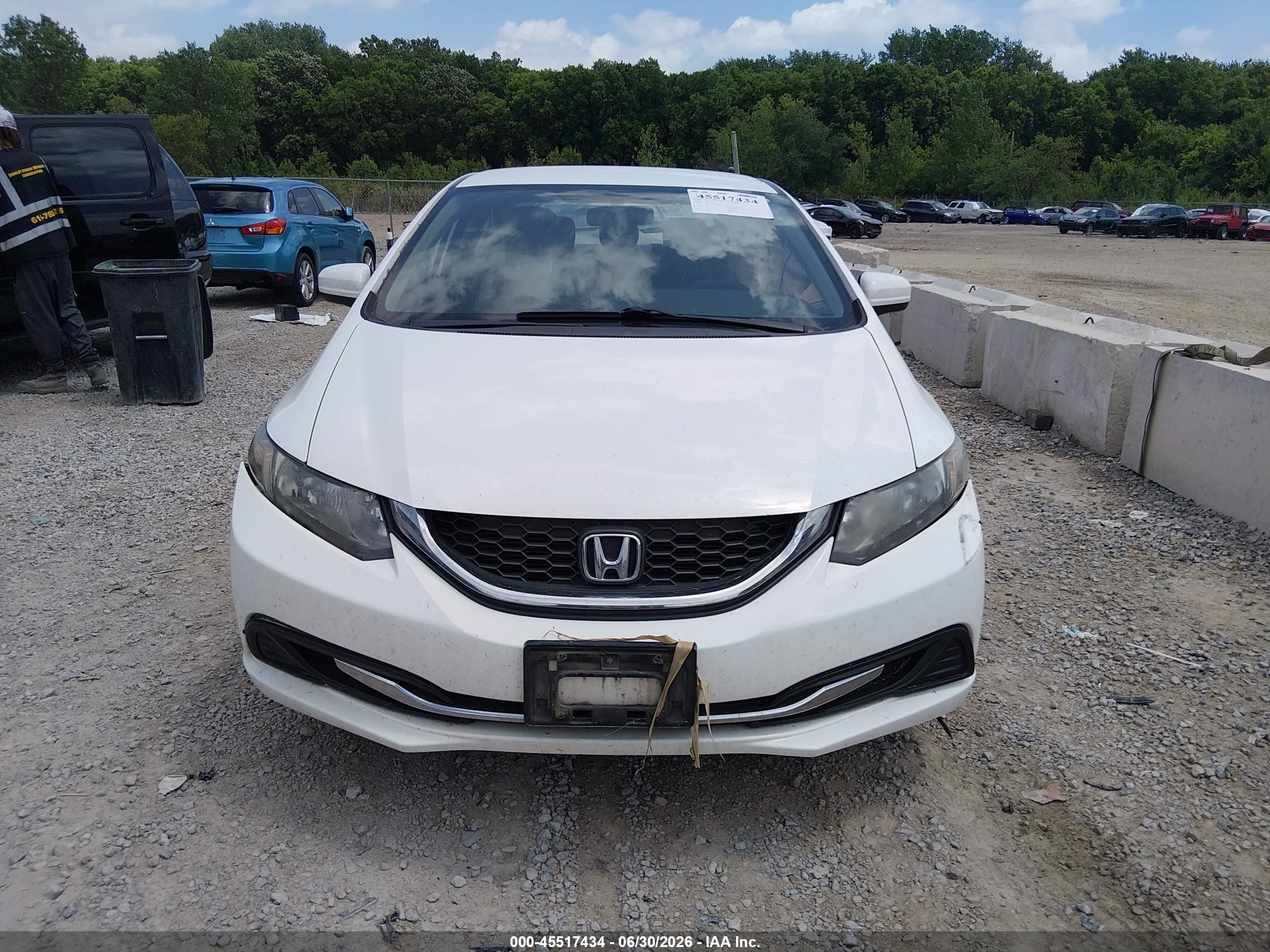 2014 Honda Civic Lx Белый vin: 19XFB2F50EE002770