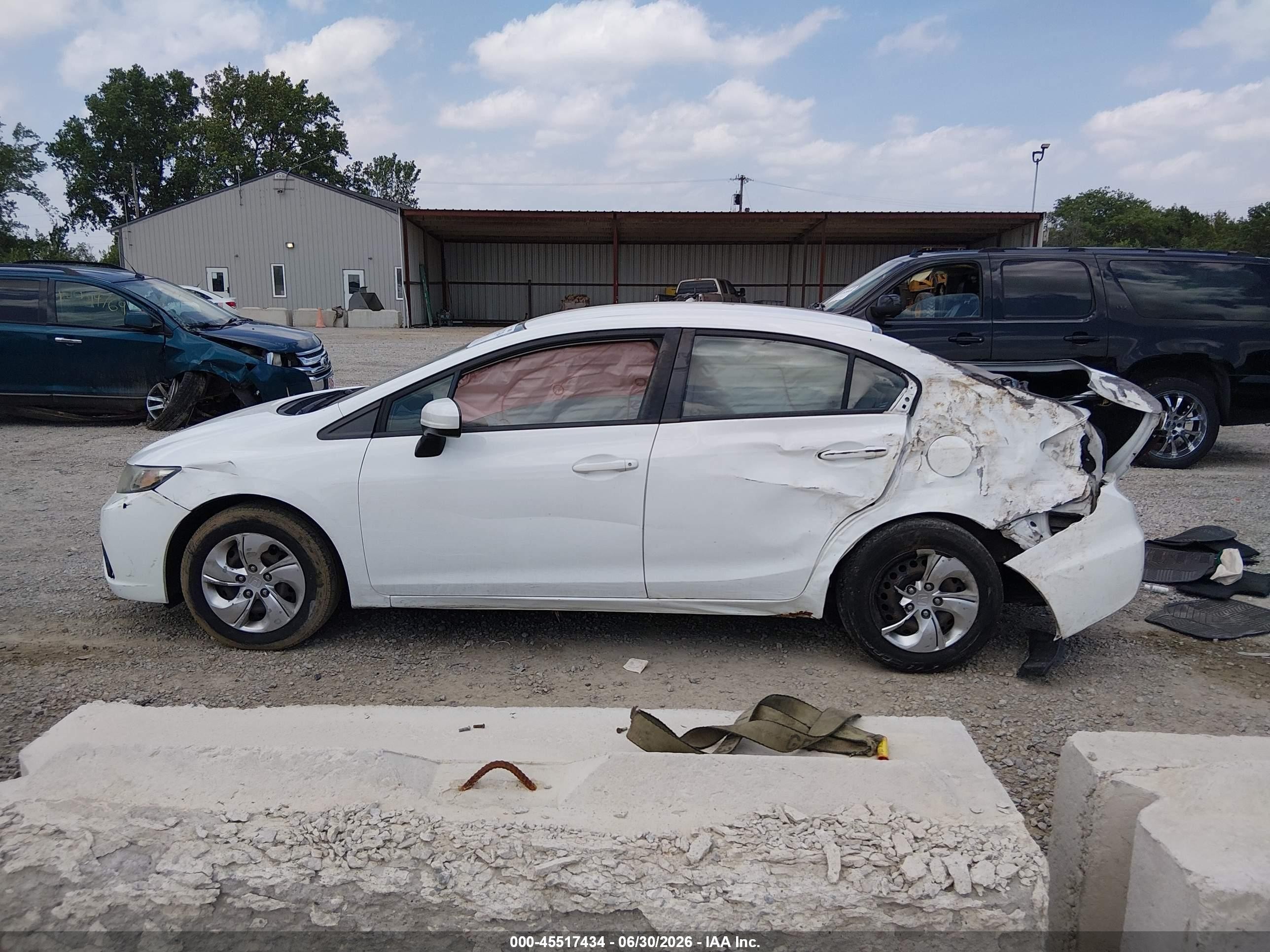 2014 Honda Civic Lx Белый vin: 19XFB2F50EE002770