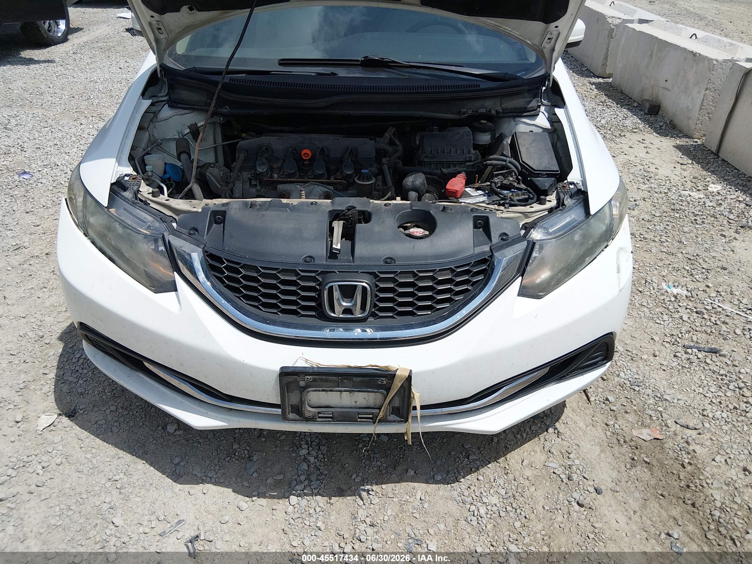 2014 Honda Civic Lx Белый vin: 19XFB2F50EE002770
