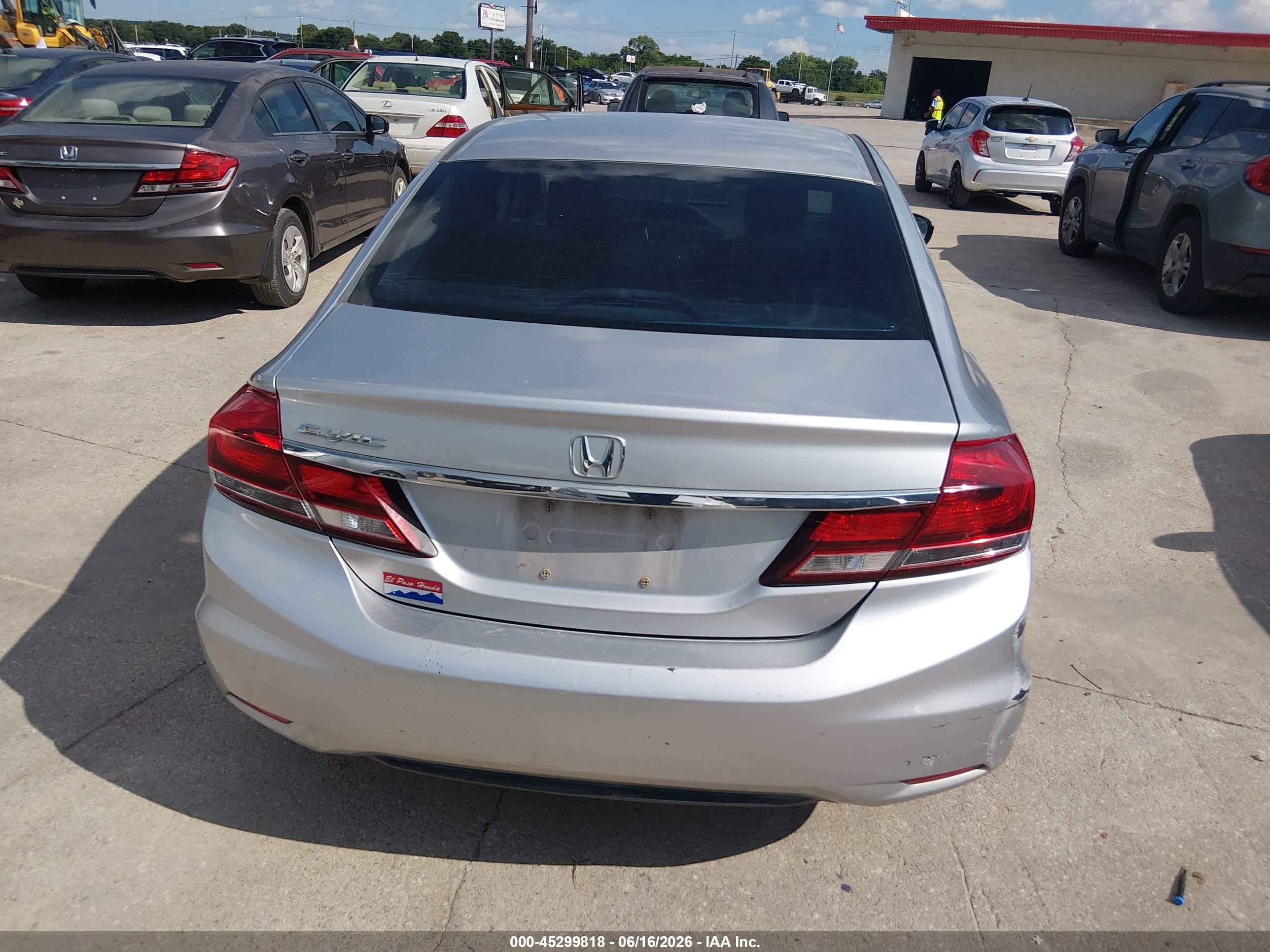 2014 Honda Civic Lx Silver vin: 19XFB2F50EE036384