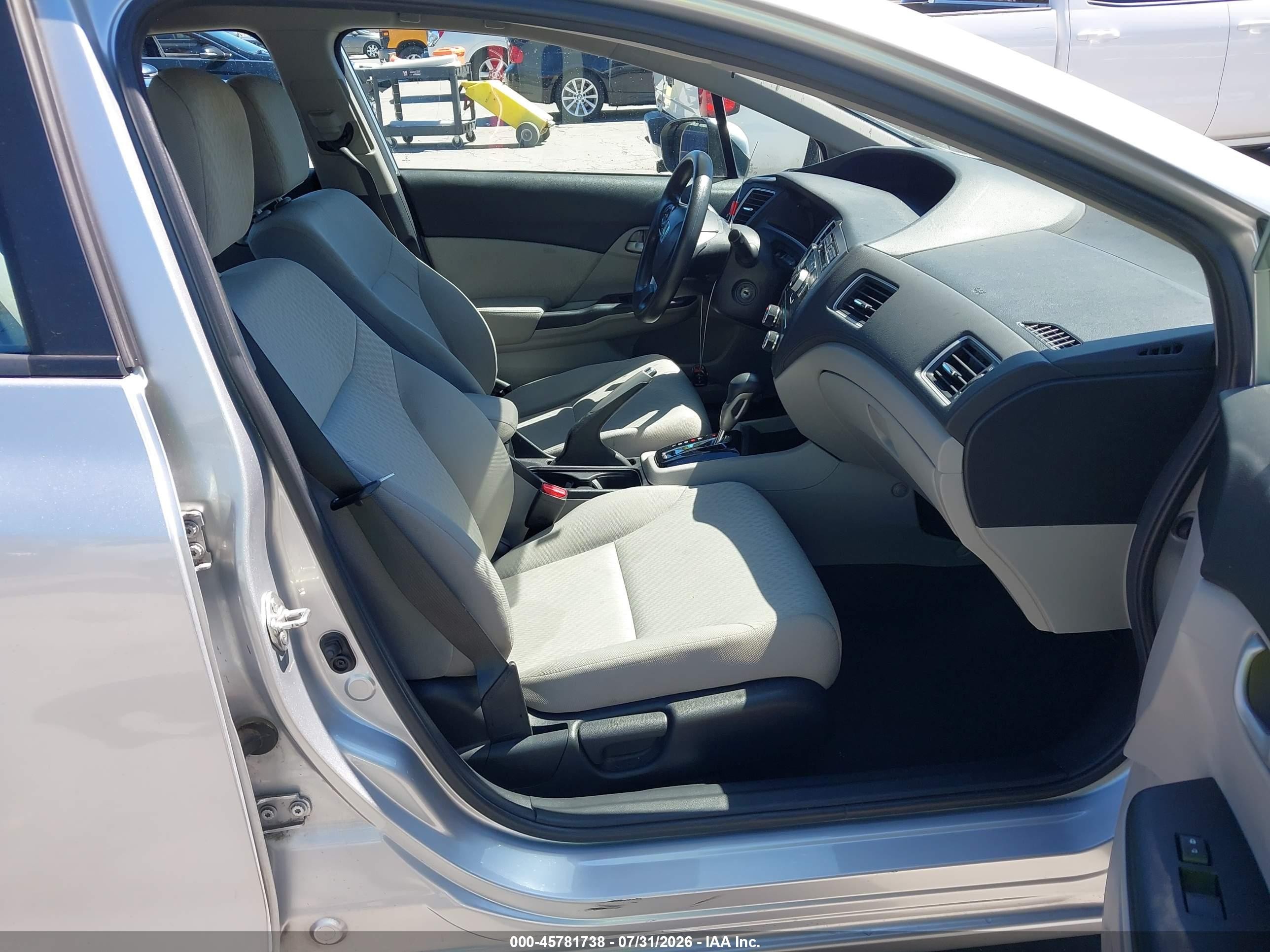 2014 Honda Civic Lx Silver vin: 19XFB2F50EE202323