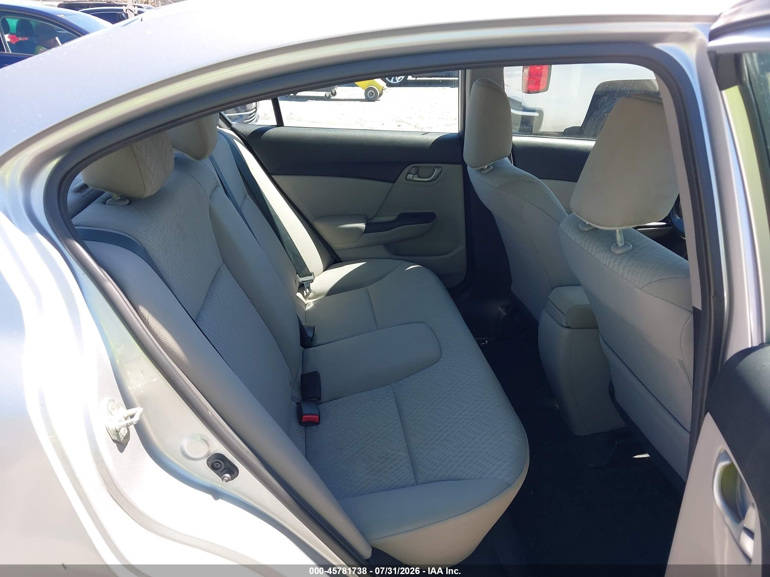 2014 Honda Civic Lx Silver vin: 19XFB2F50EE202323
