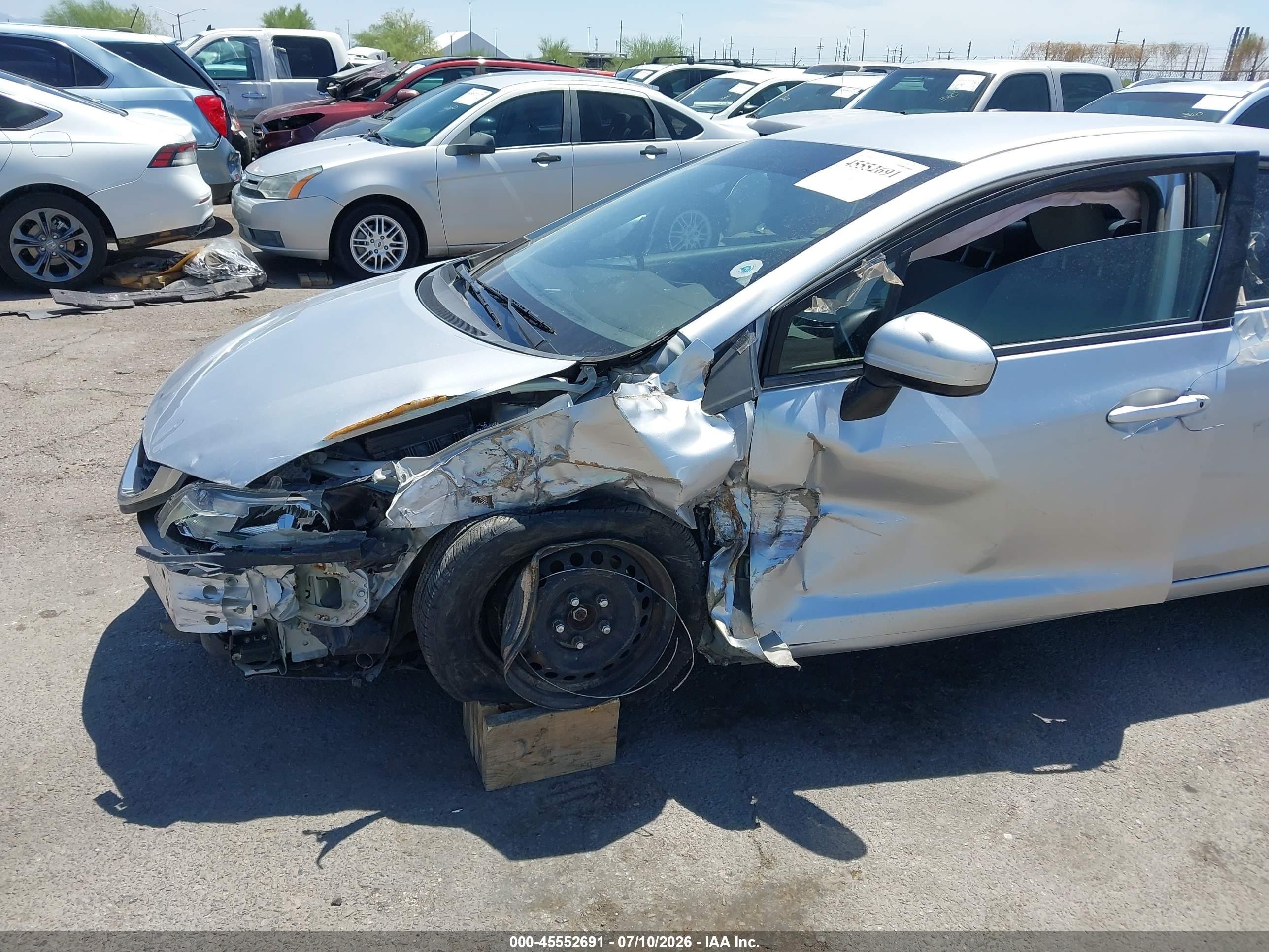 2014 Honda Civic Lx Silver vin: 19XFB2F50EE213323