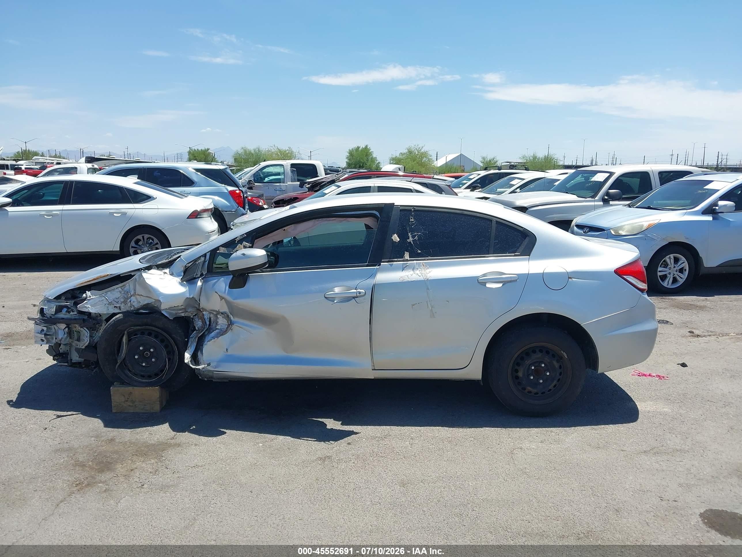 2014 Honda Civic Lx Silver vin: 19XFB2F50EE213323