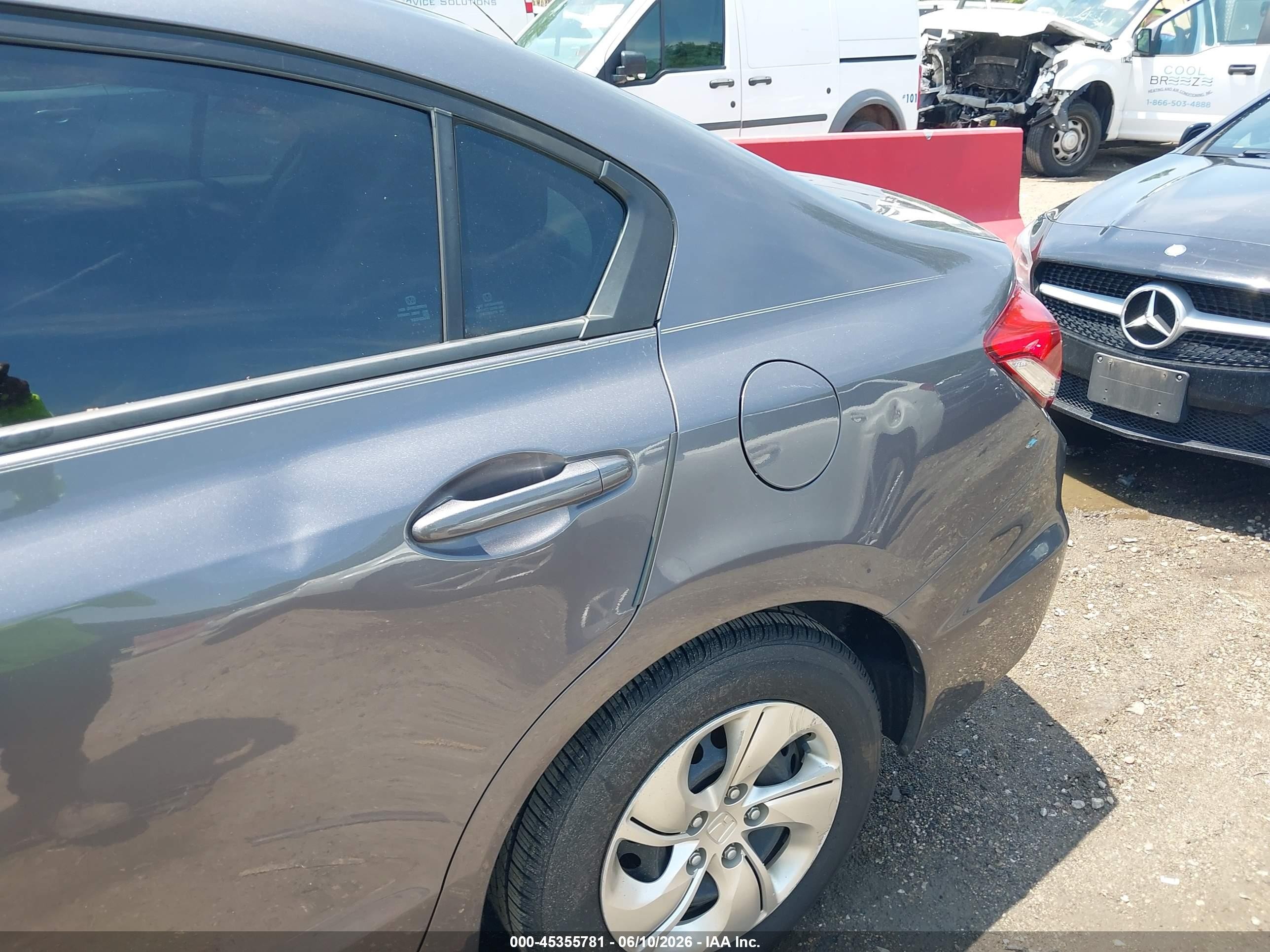 2014 Honda Civic Lx Серый vin: 19XFB2F50EE220191