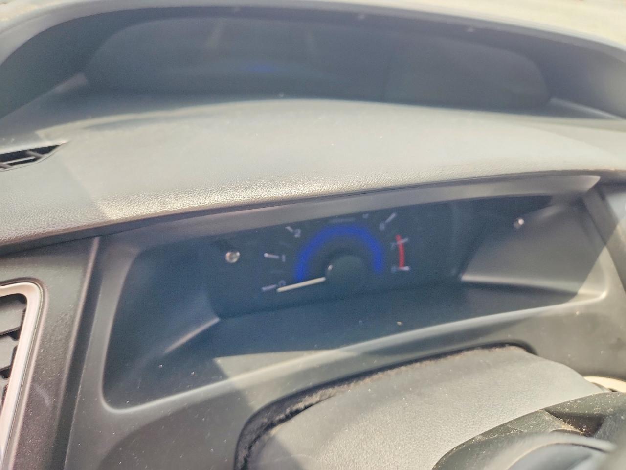 2014 Honda Civic Lx Серебряный vin: 19XFB2F50EE233099