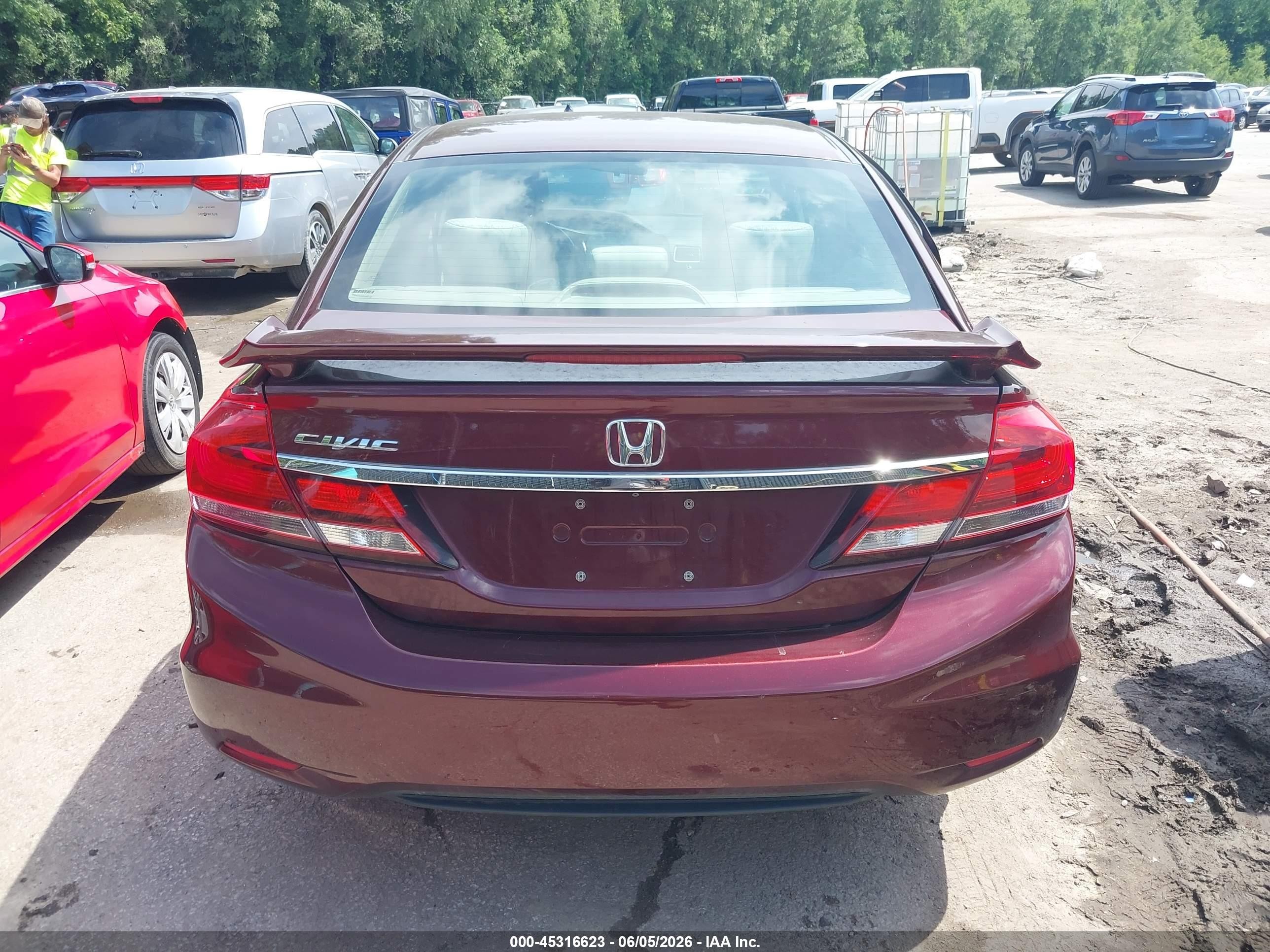 2015 Honda Civic Lx Red vin: 19XFB2F50FE011390