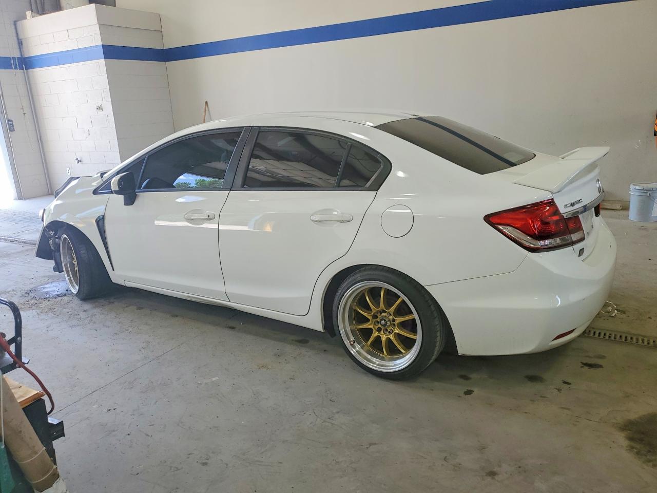 2015 Honda Civic Lx White vin: 19XFB2F50FE014936